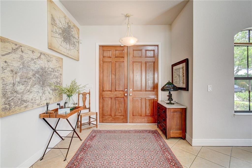 JONATHANS CREEK - Residential Lease