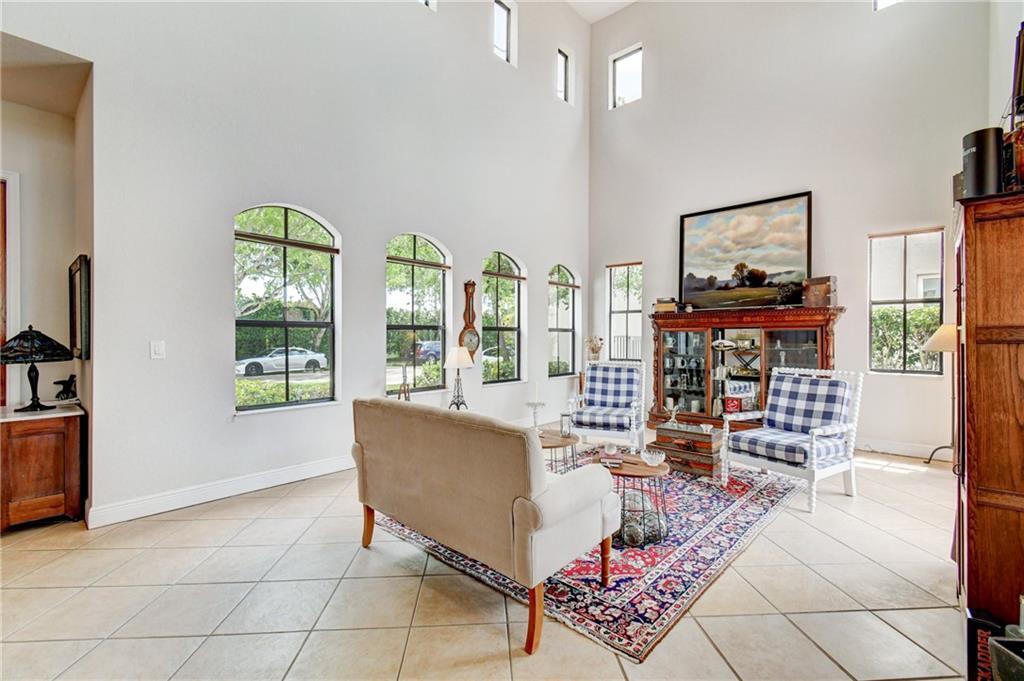 JONATHANS CREEK - Residential Lease