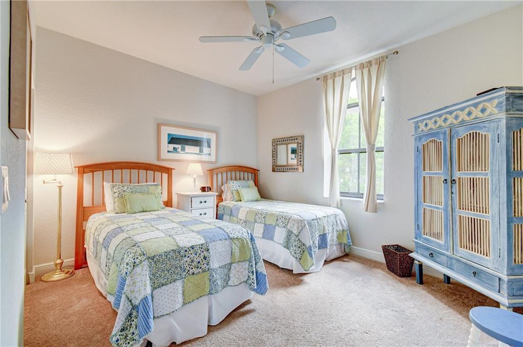 JONATHANS CREEK - Residential Lease
