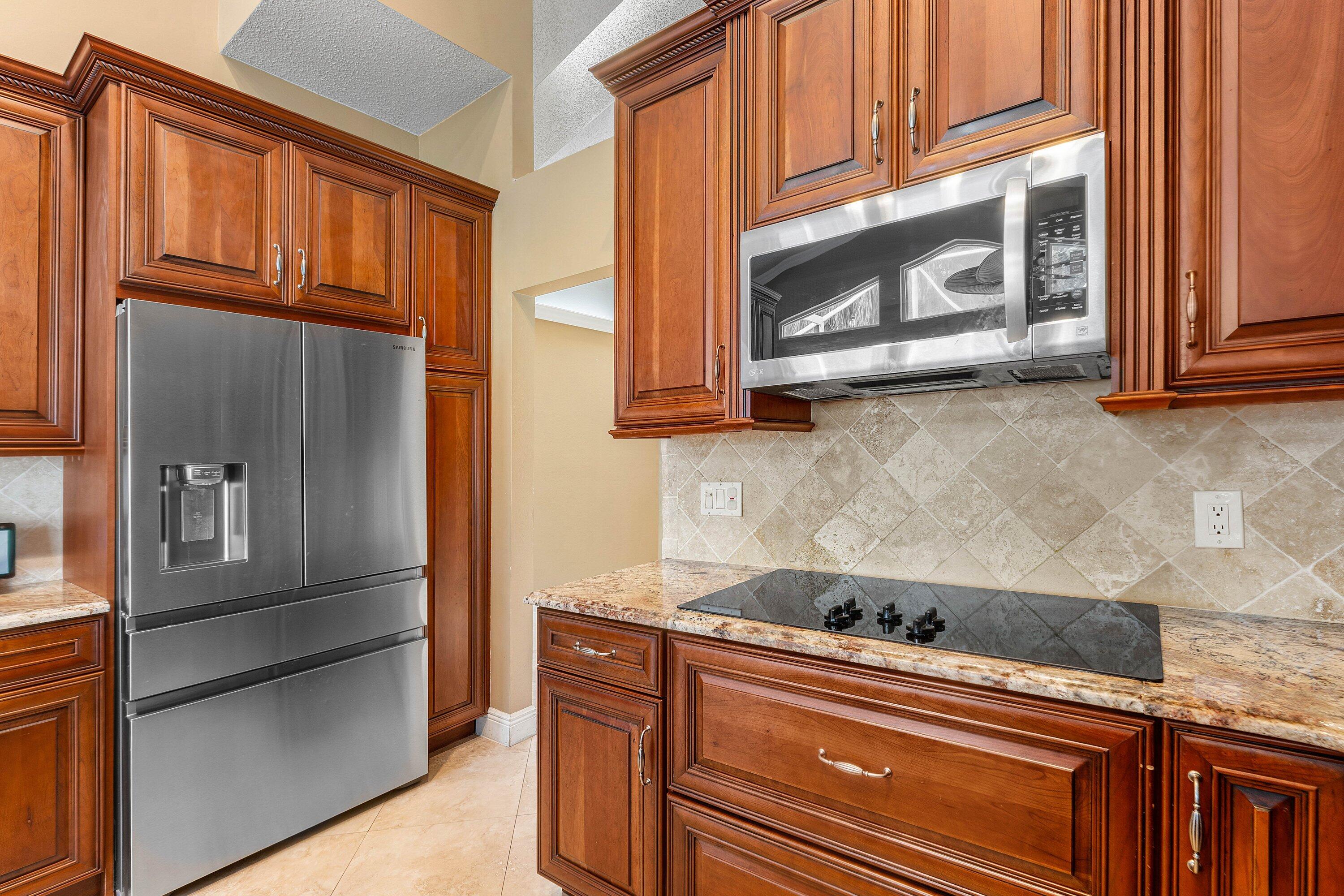 BREAKERS WEST 13 - Residential