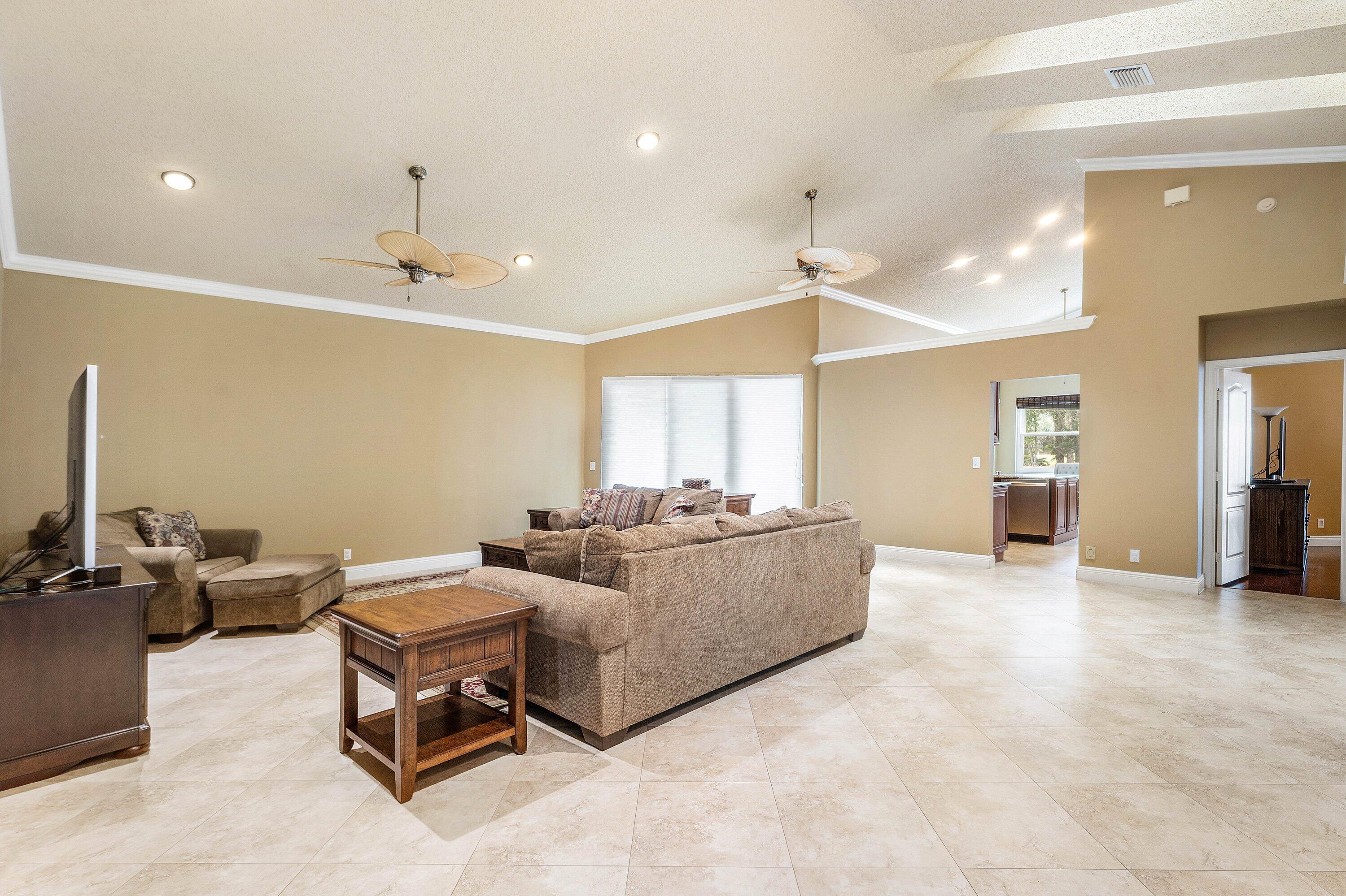 BREAKERS WEST 13 - Residential