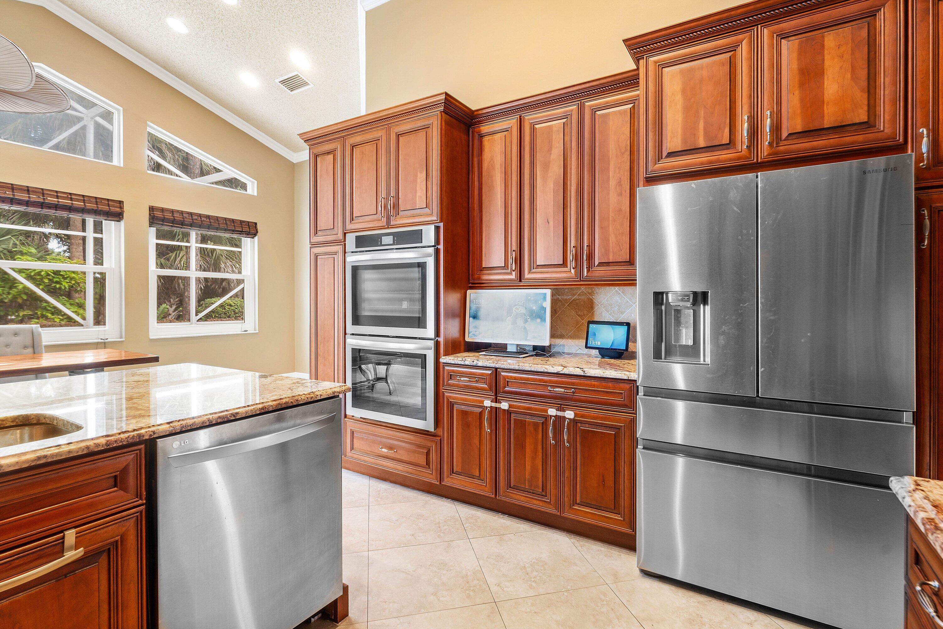 BREAKERS WEST 13 - Residential