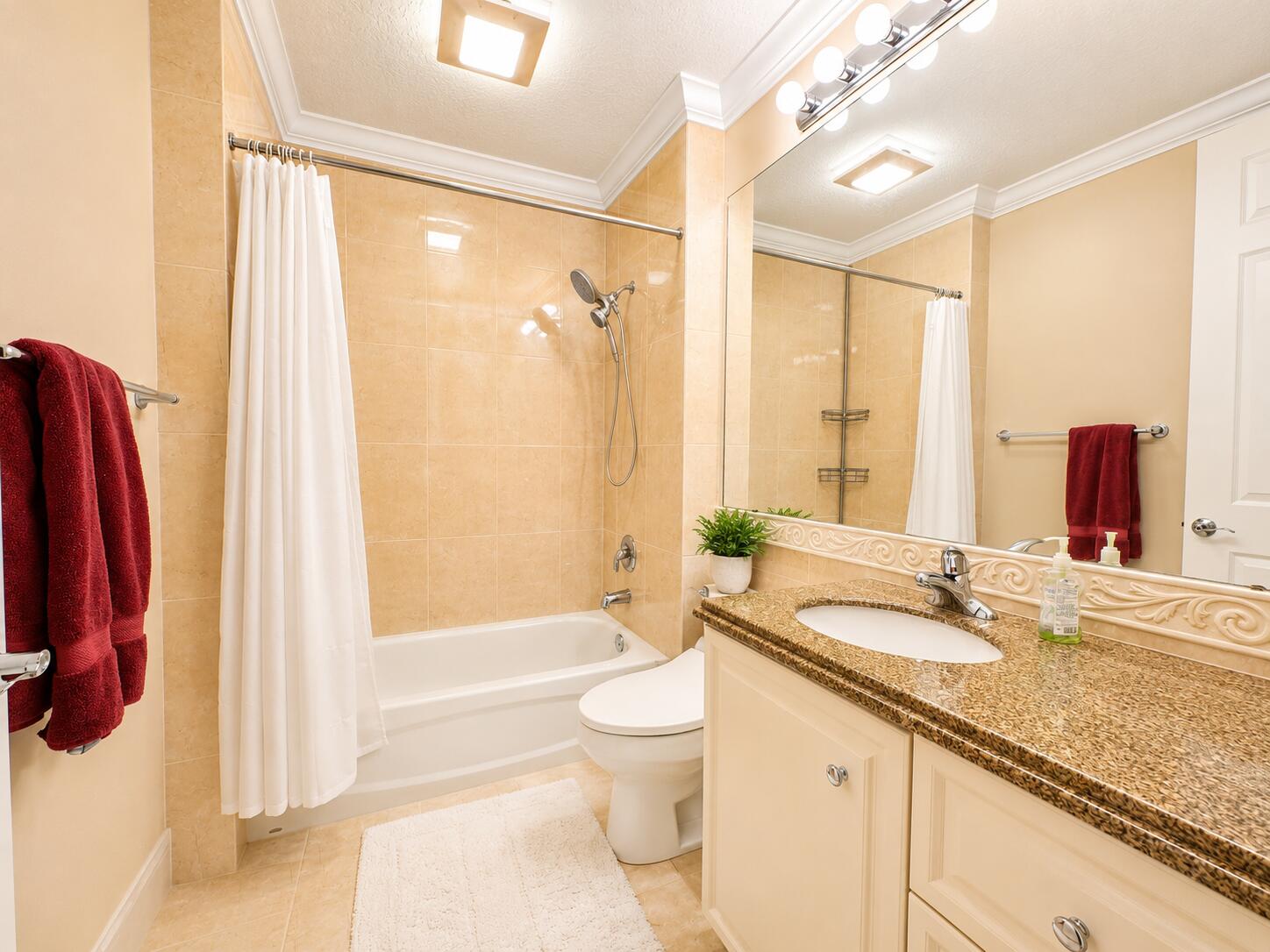 HARBOUR ISLE AT HUTCHINSON ISLAND WEST - Residential Lease