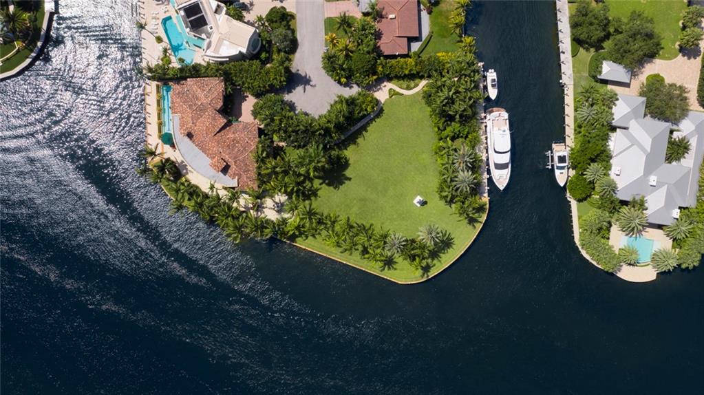 SEA ISLAND - Land