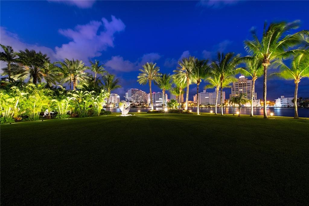 SEA ISLAND - Land
