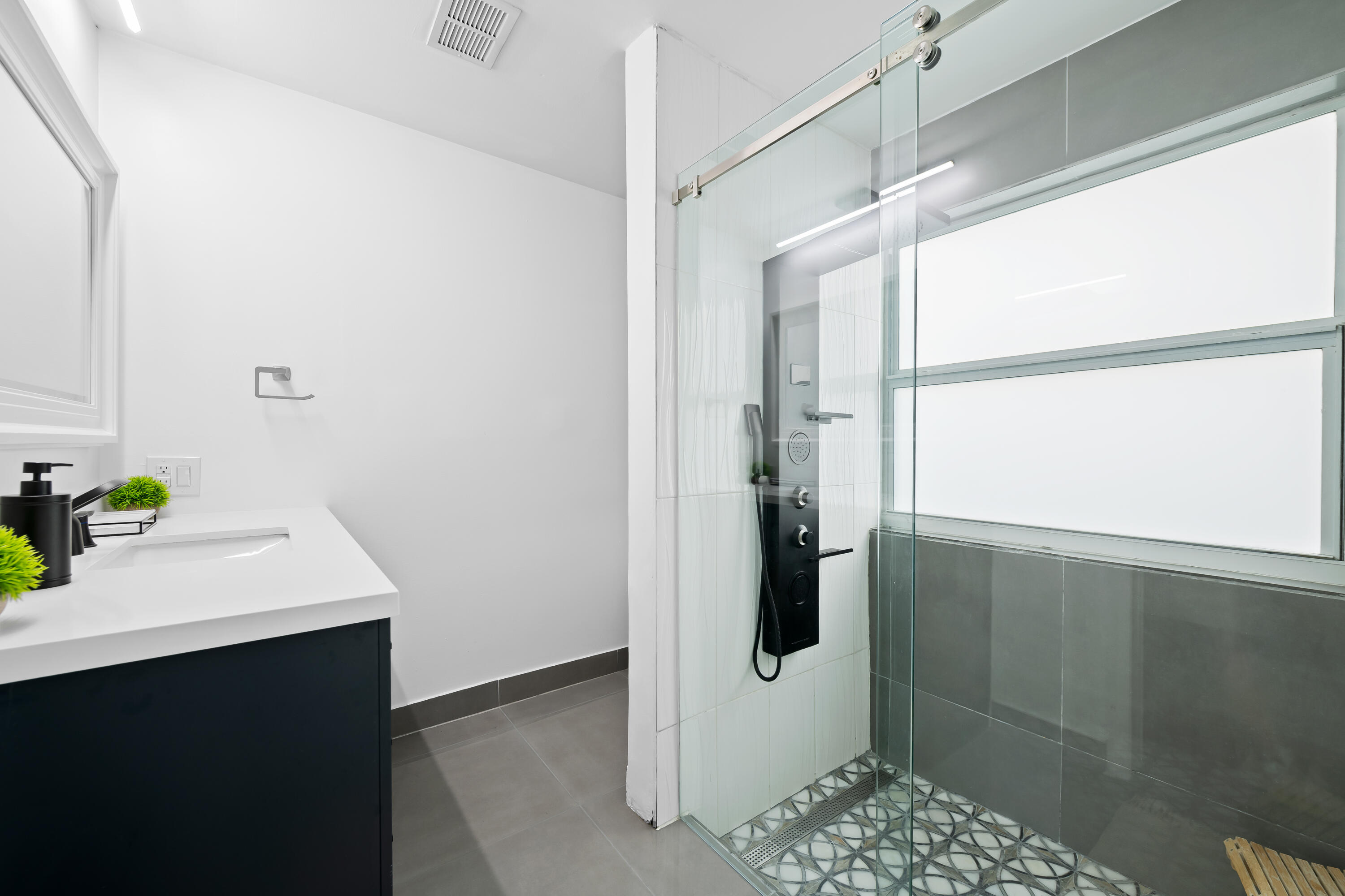 RAMBLEWOOD SOUTH - Residential