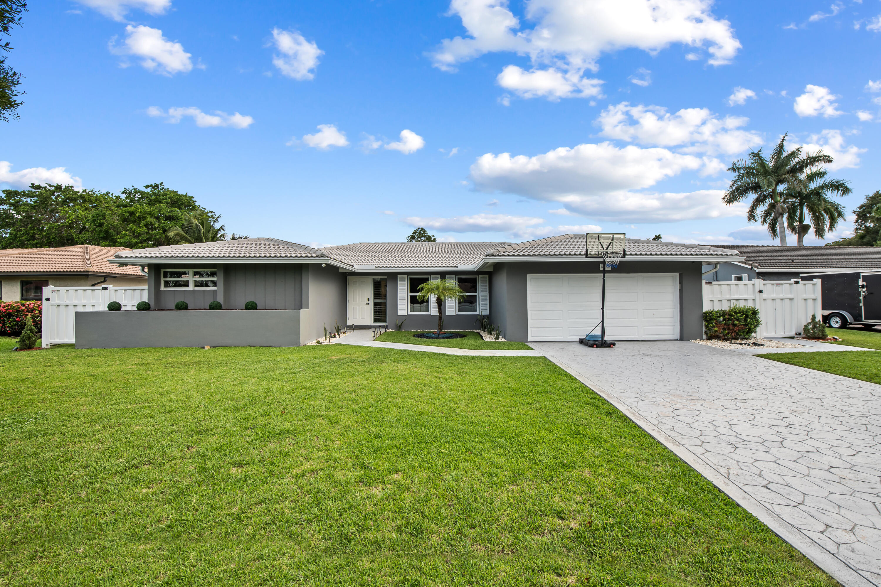 RAMBLEWOOD SOUTH - Residential