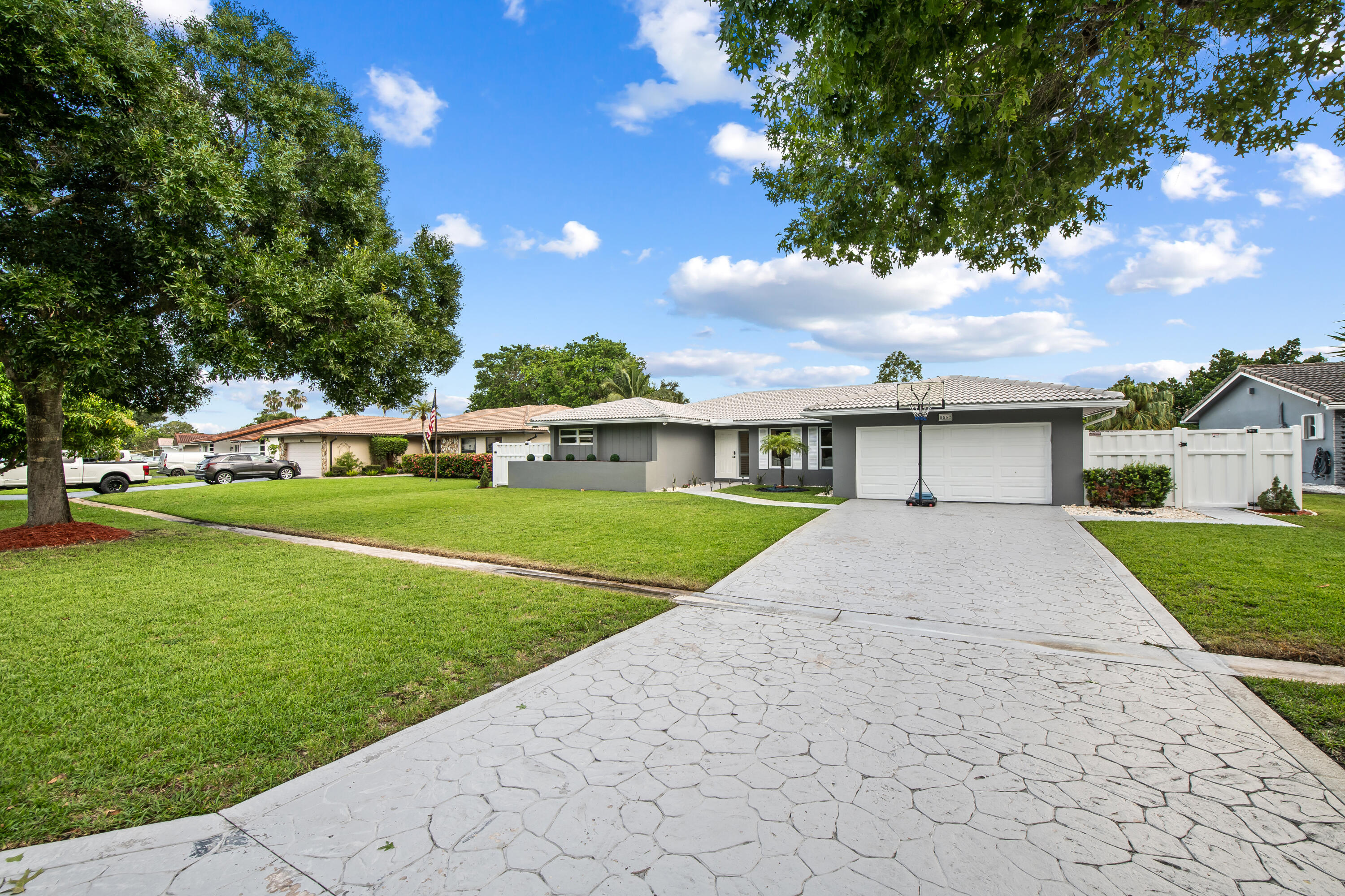 RAMBLEWOOD SOUTH - Residential