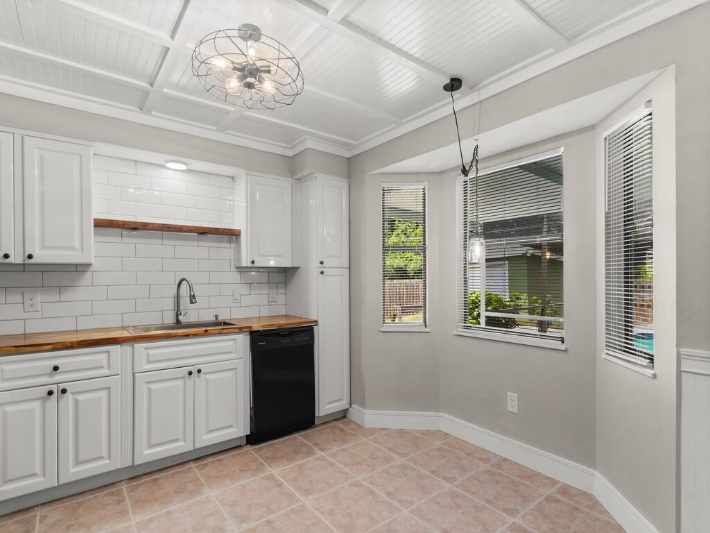 LAKEWOOD PARK UNIT 11 - Residential