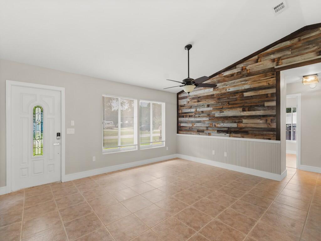 LAKEWOOD PARK UNIT 11 - Residential