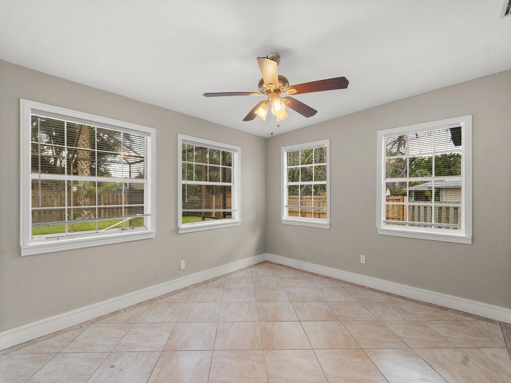 LAKEWOOD PARK UNIT 11 - Residential