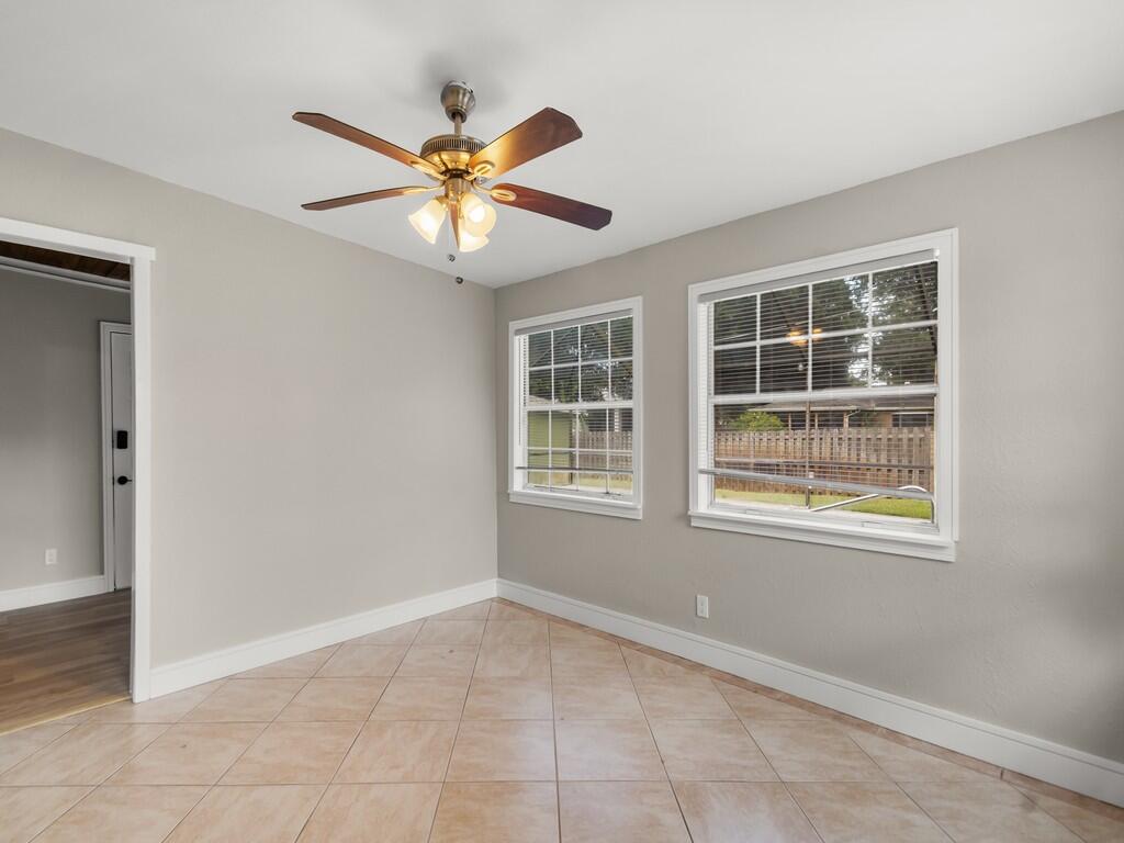 LAKEWOOD PARK UNIT 11 - Residential
