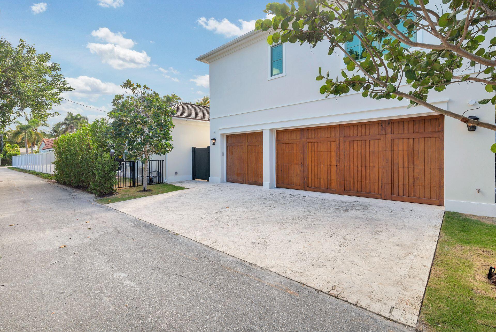MIRAMAR SHORES IN - Residential