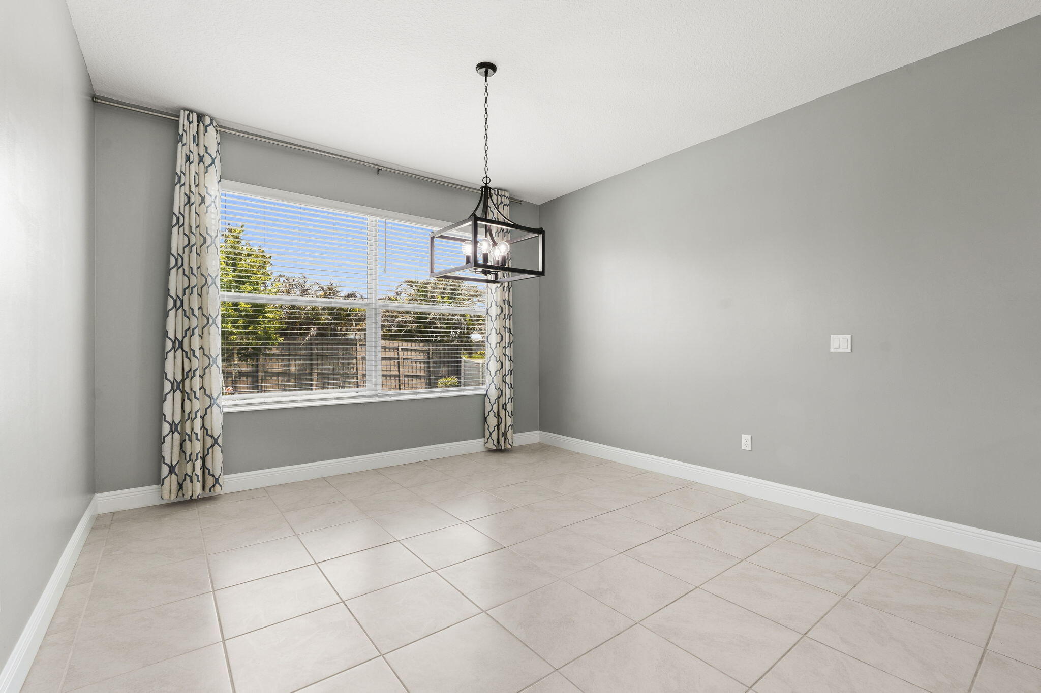 PORT ST LUCIE SECTION 33 - Residential