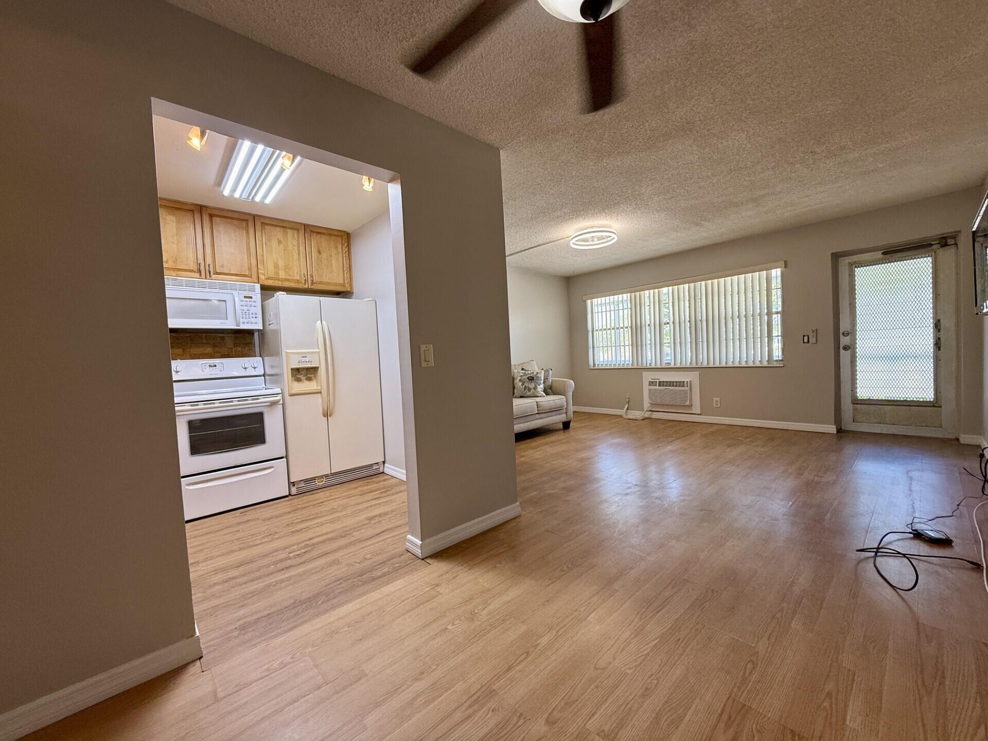 NORTHAMPTON CONDOS - Residential Lease