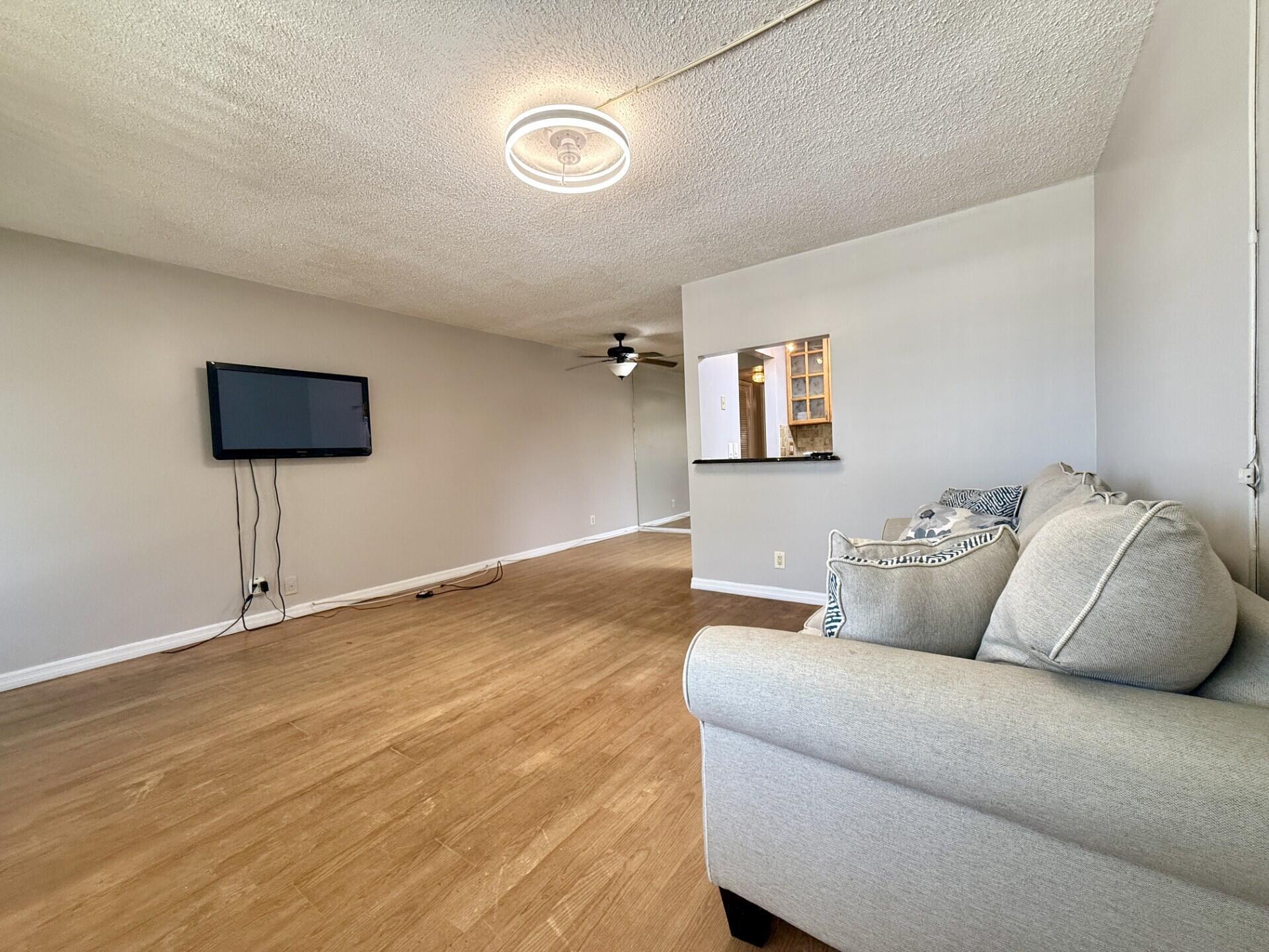 NORTHAMPTON CONDOS - Residential Lease