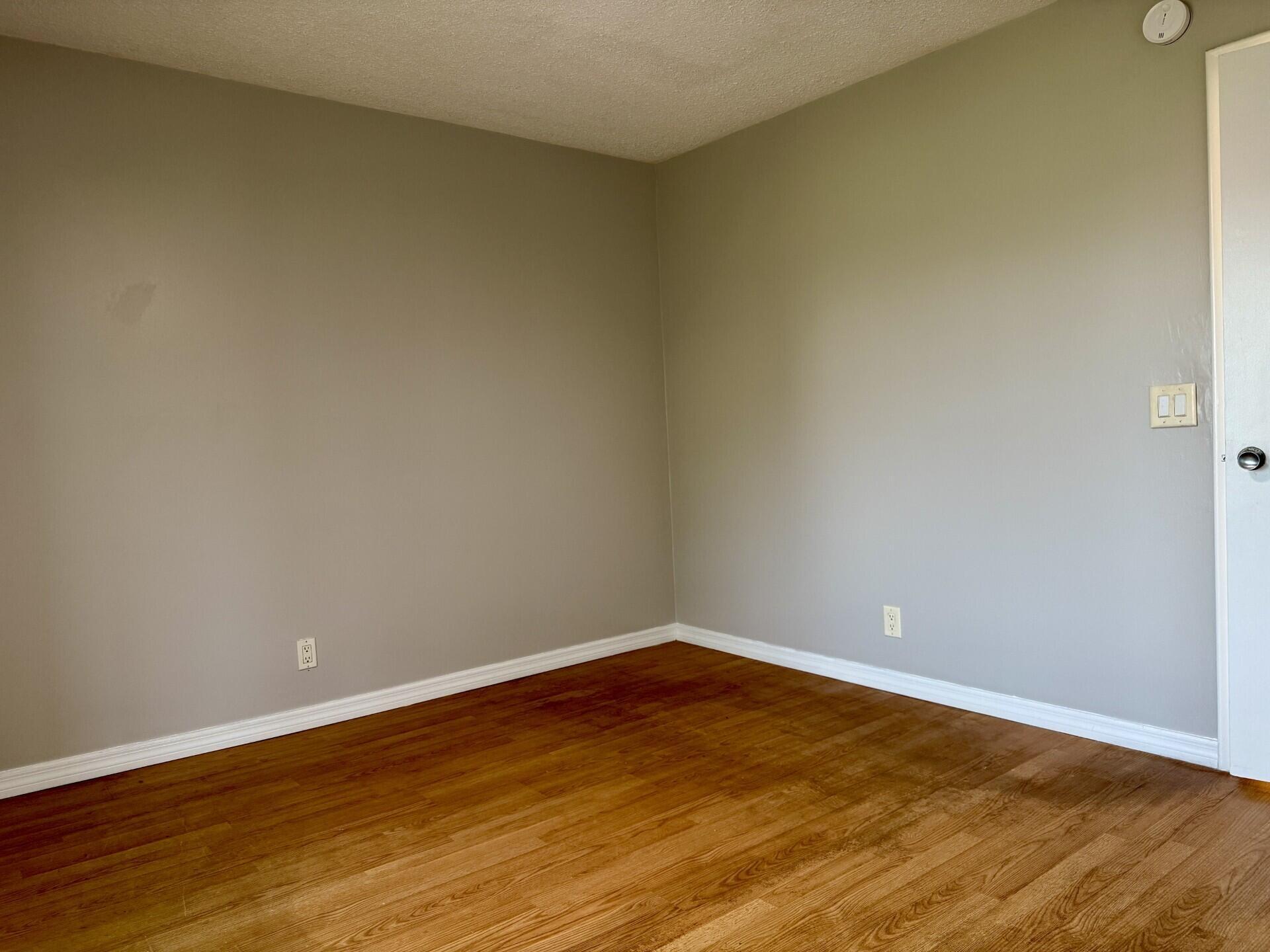 NORTHAMPTON CONDOS - Residential Lease