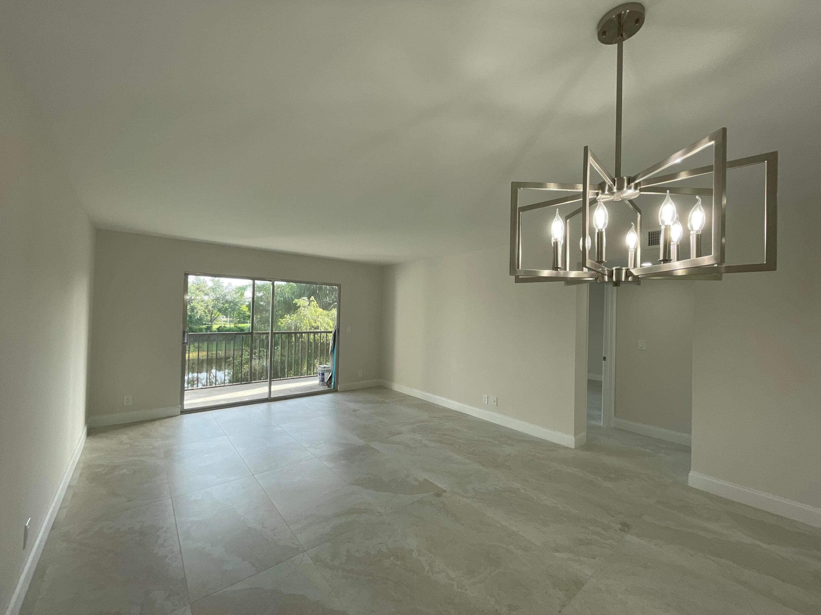 HUNTINGTON LAKES SEC FOUR CONDOS - Residential