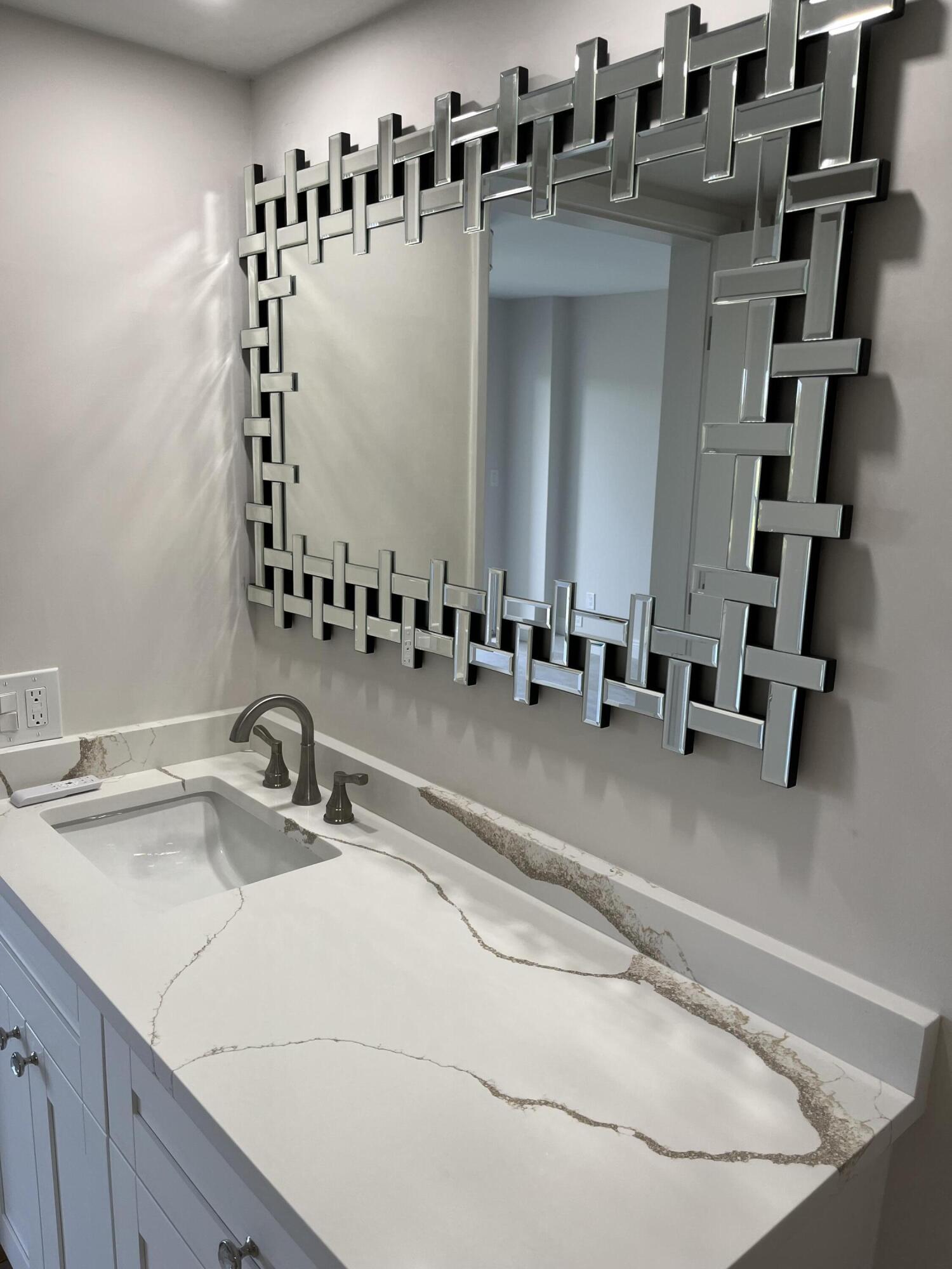 HUNTINGTON LAKES SEC FOUR CONDOS - Residential