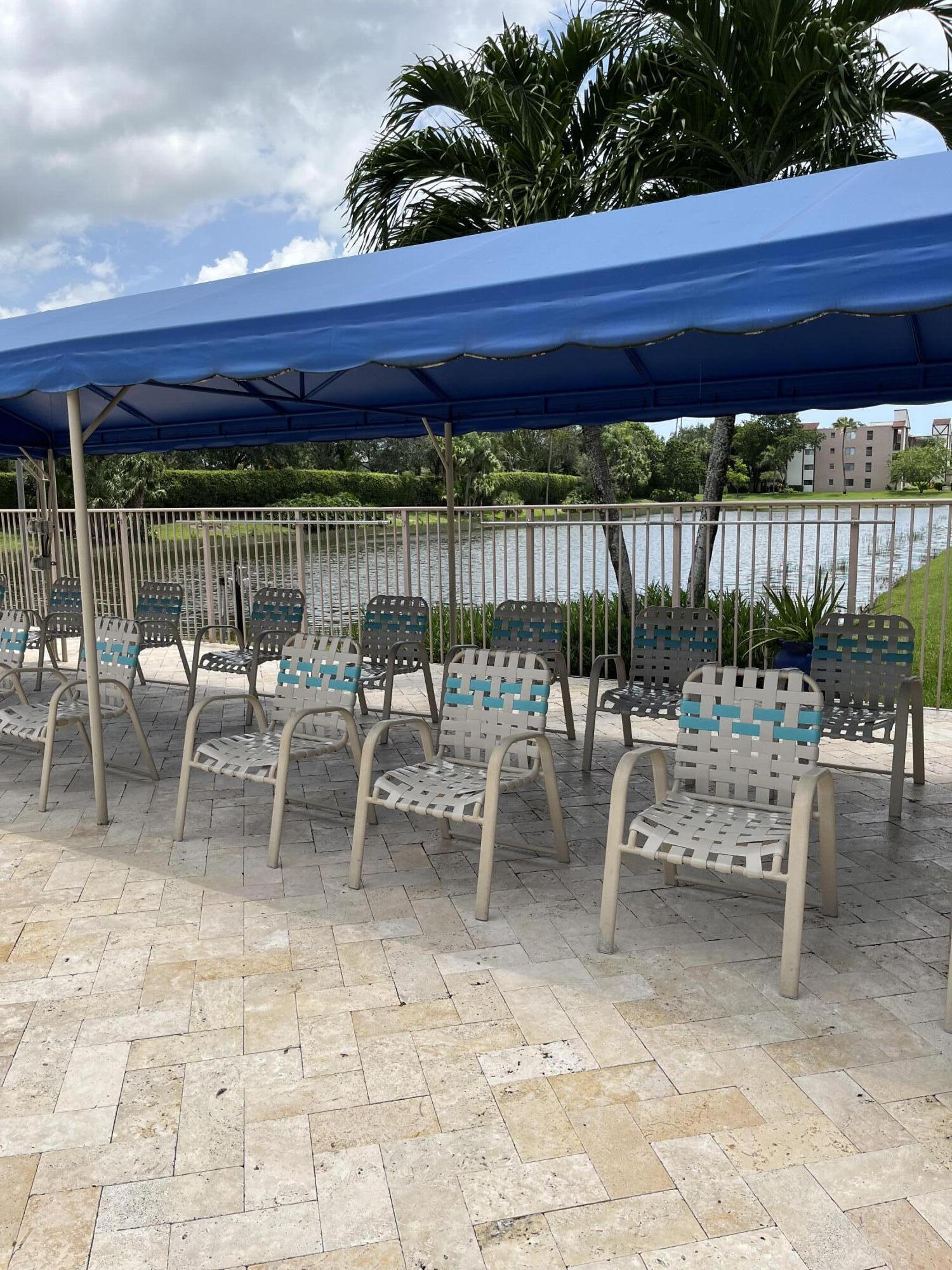 HUNTINGTON LAKES SEC FOUR CONDOS - Residential