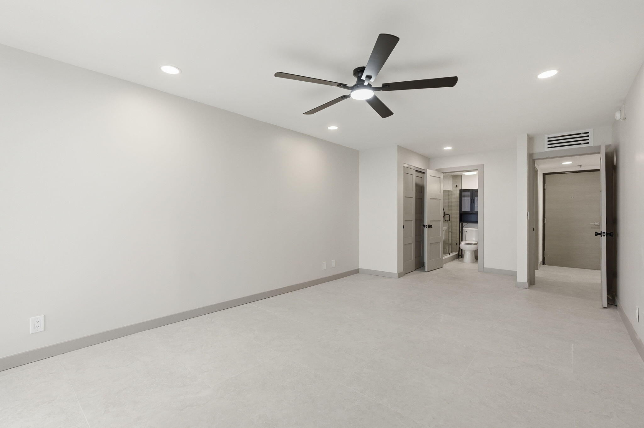 SEAGRAPE CONDO - Residential