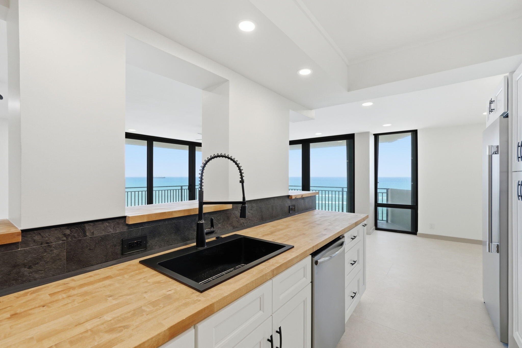 SEAGRAPE CONDO - Residential