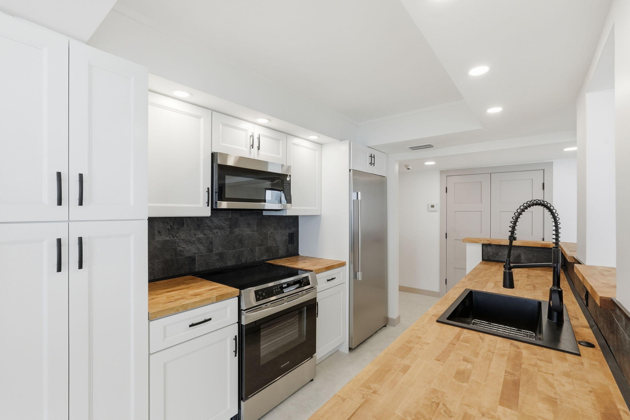SEAGRAPE CONDO - Residential
