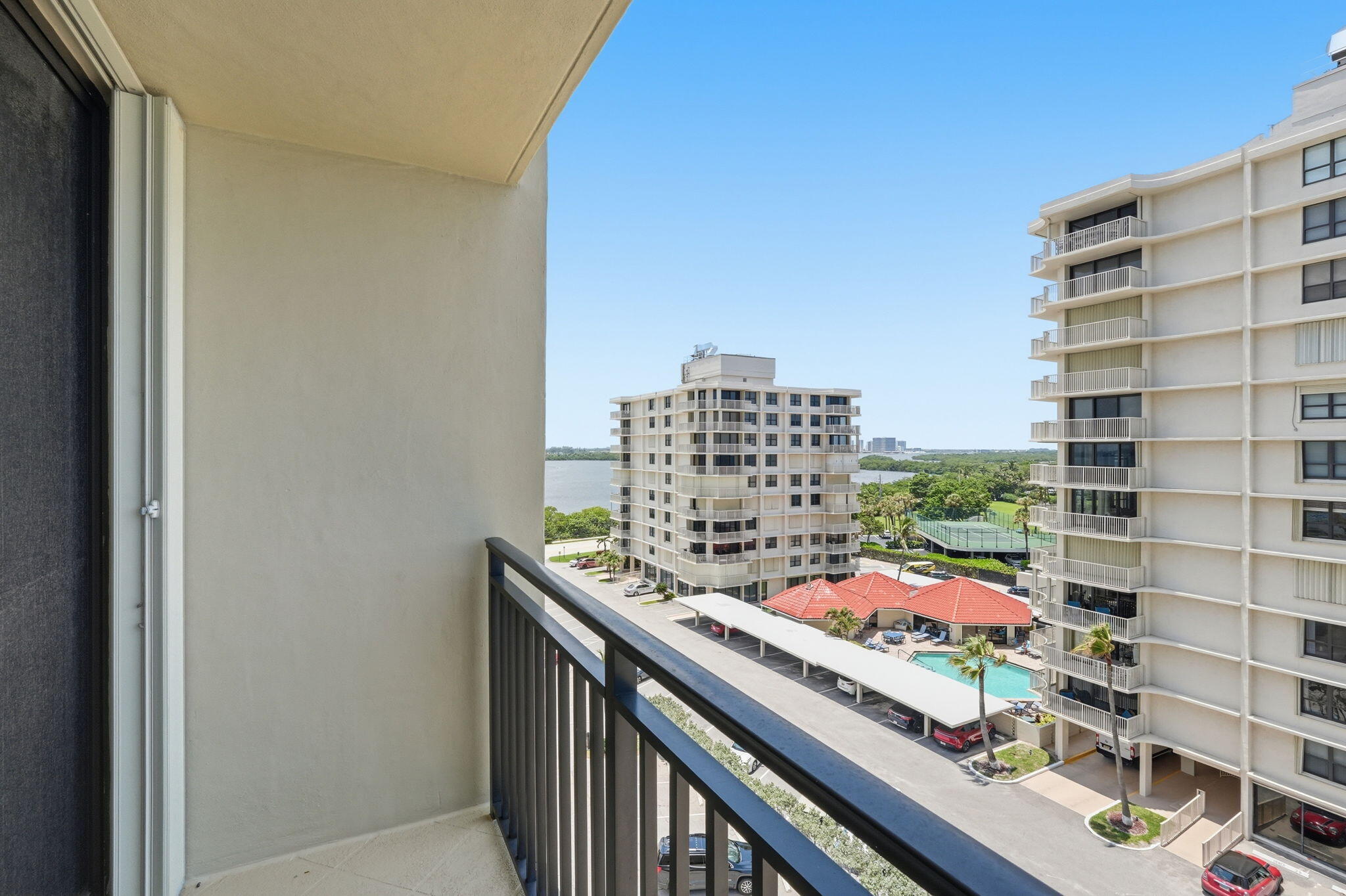 SEAGRAPE CONDO - Residential