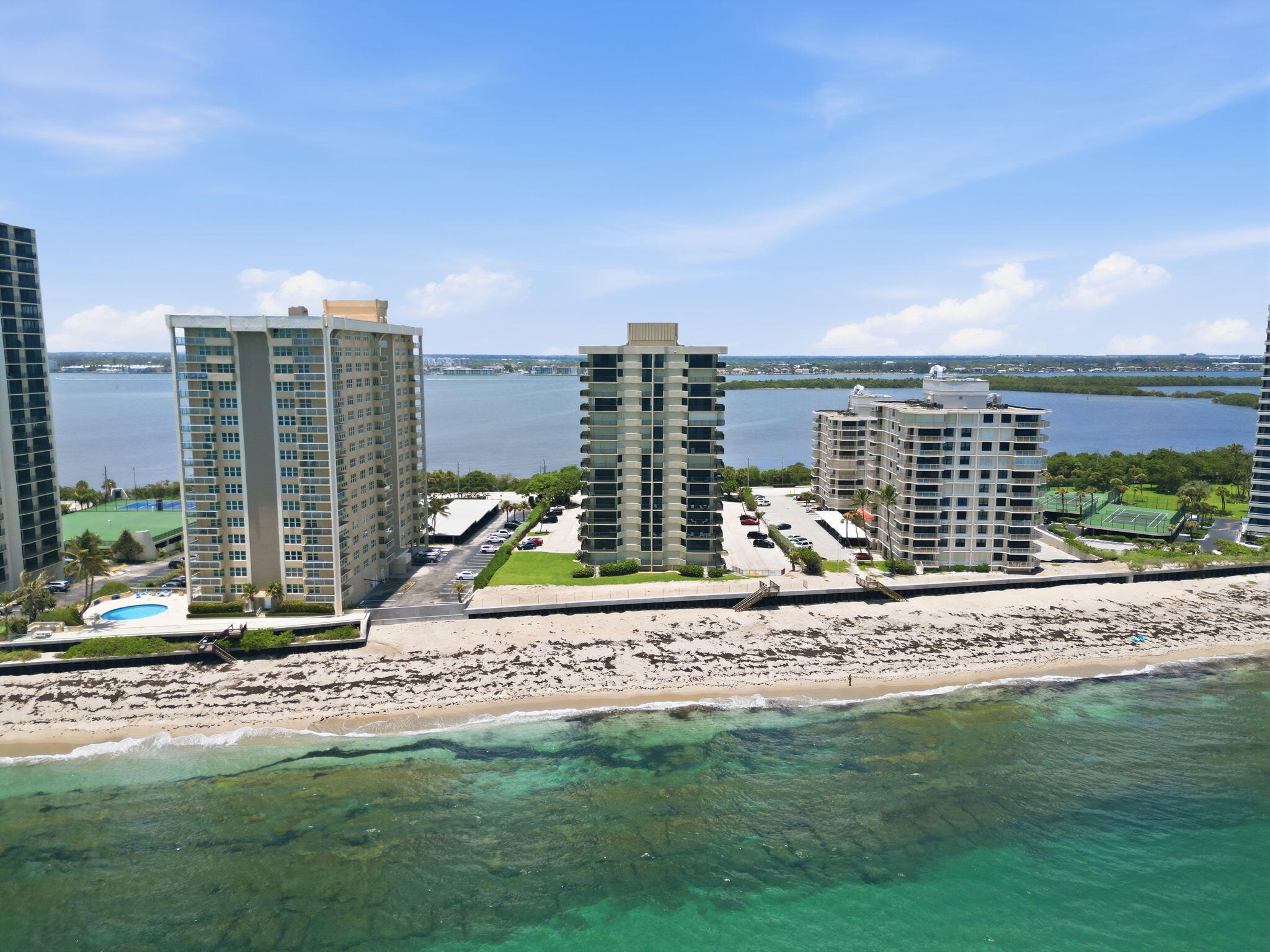 SEAGRAPE CONDO - Residential