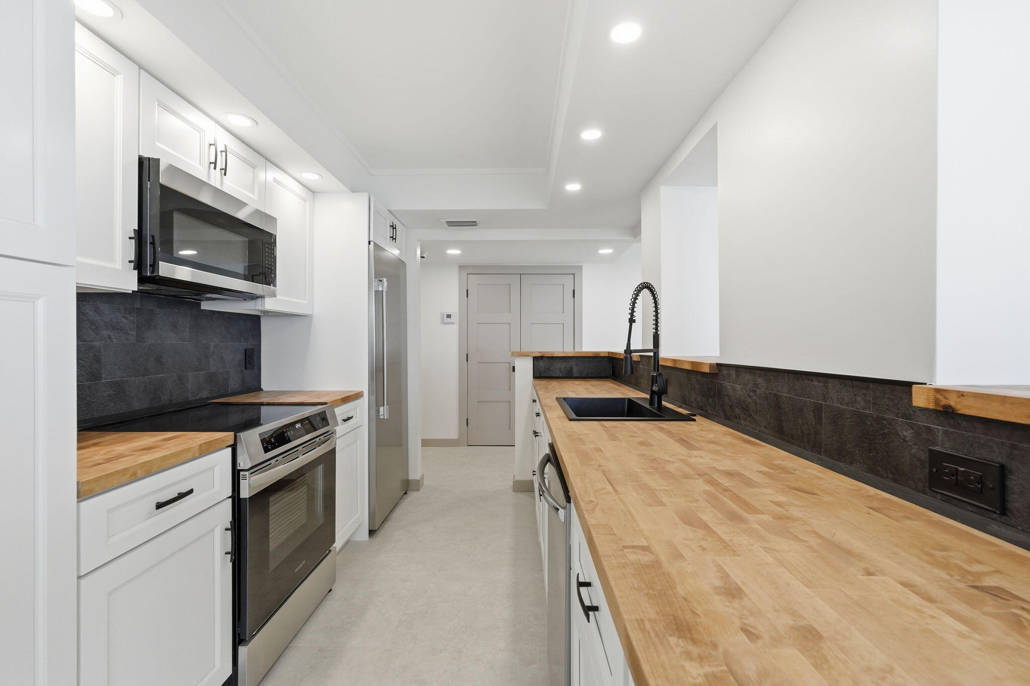SEAGRAPE CONDO - Residential