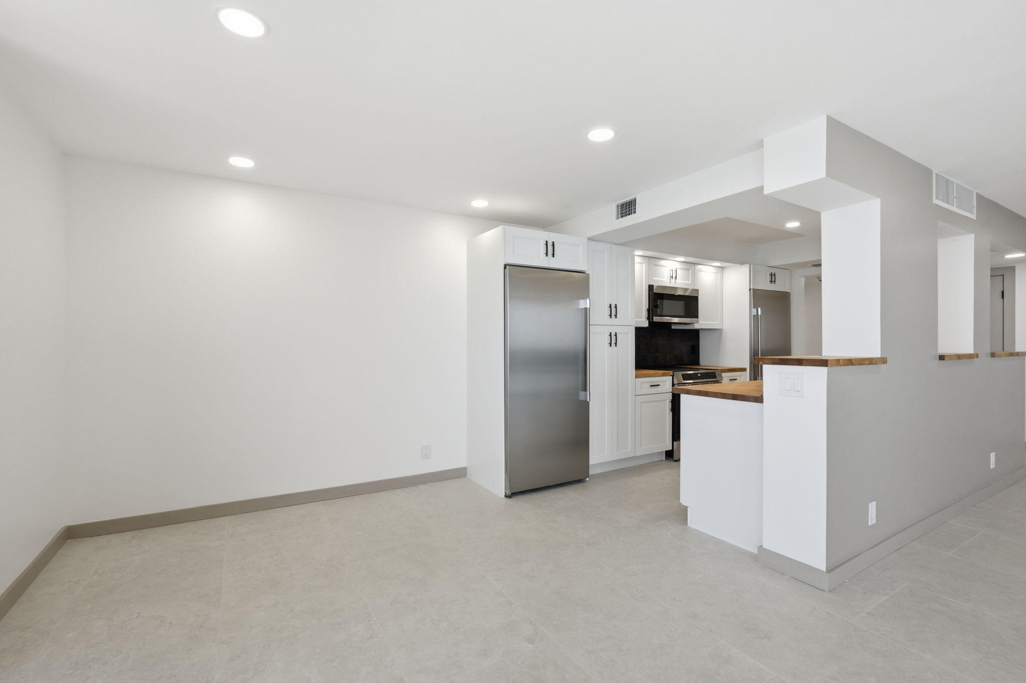 SEAGRAPE CONDO - Residential