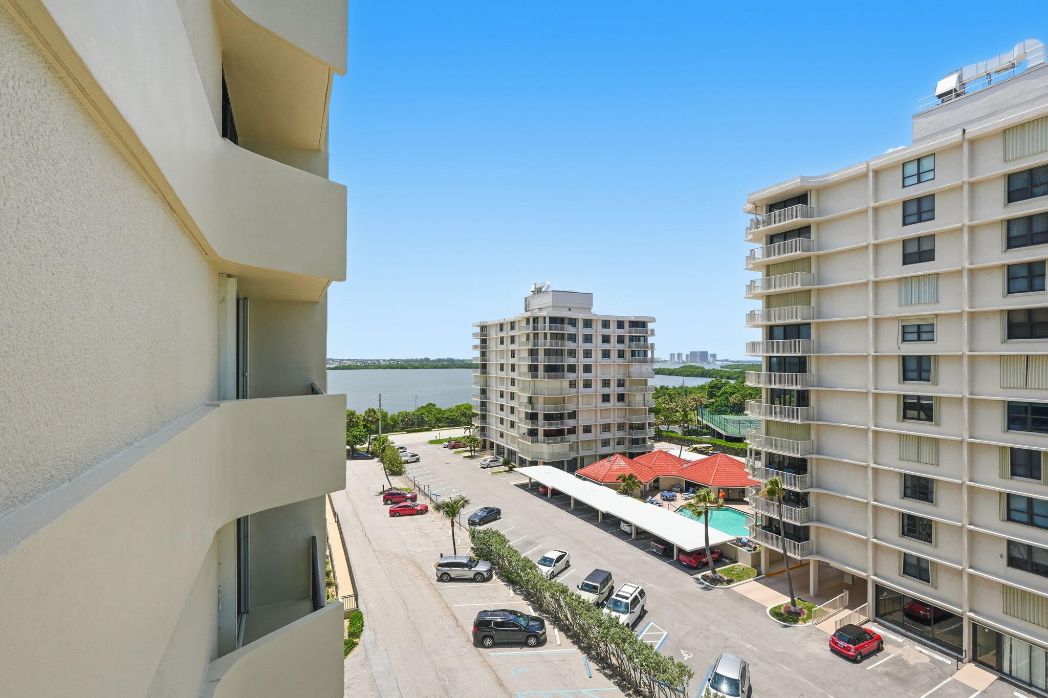 SEAGRAPE CONDO - Residential