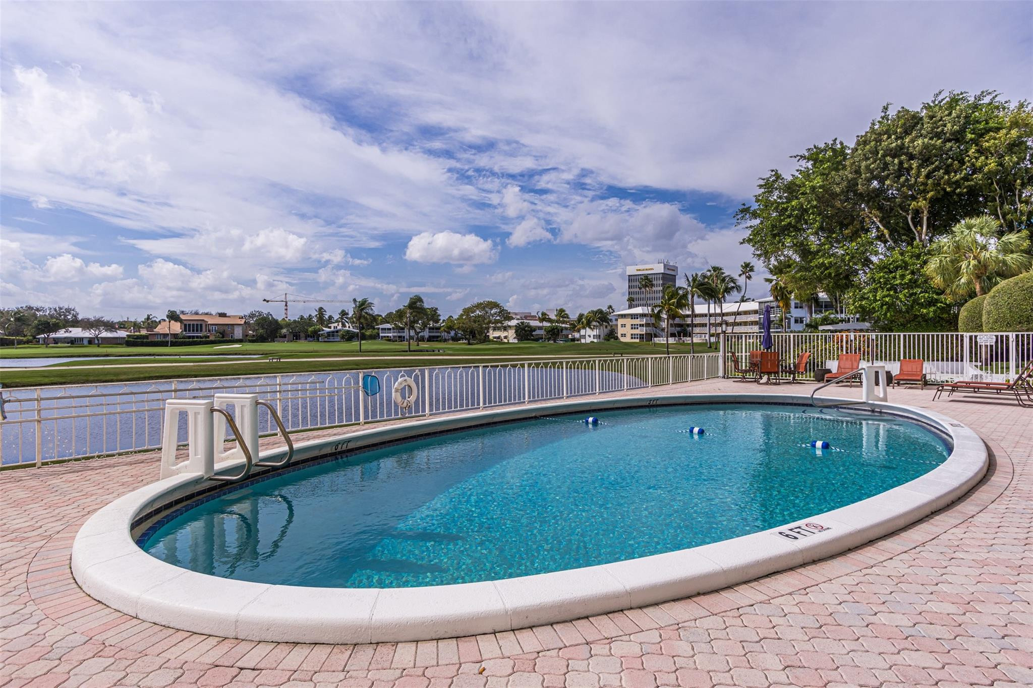 COUNTRY CLUB TOWERS CONDO - Residential Lease