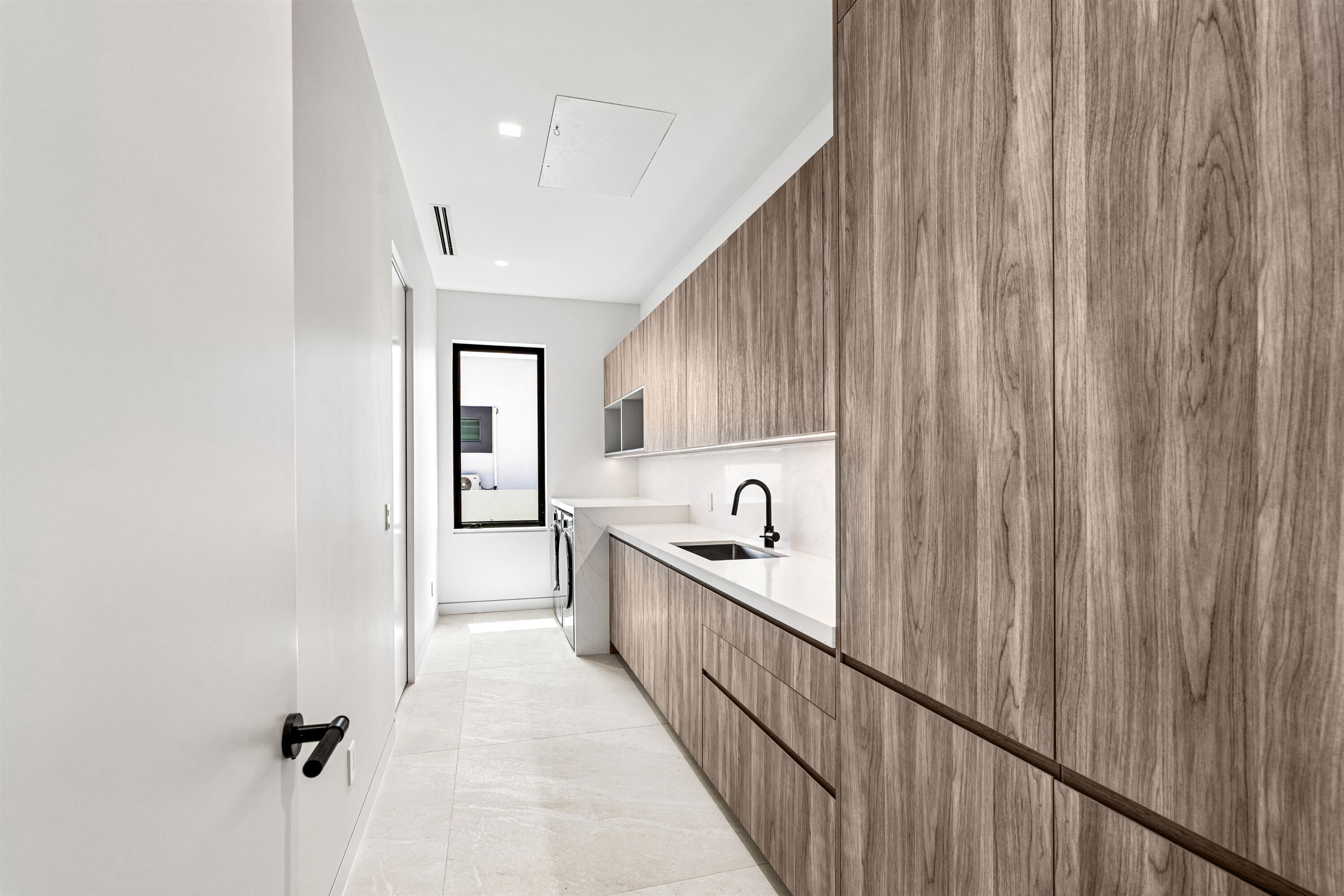ST ANDREWS COUNTRY CLUB 5 - Residential