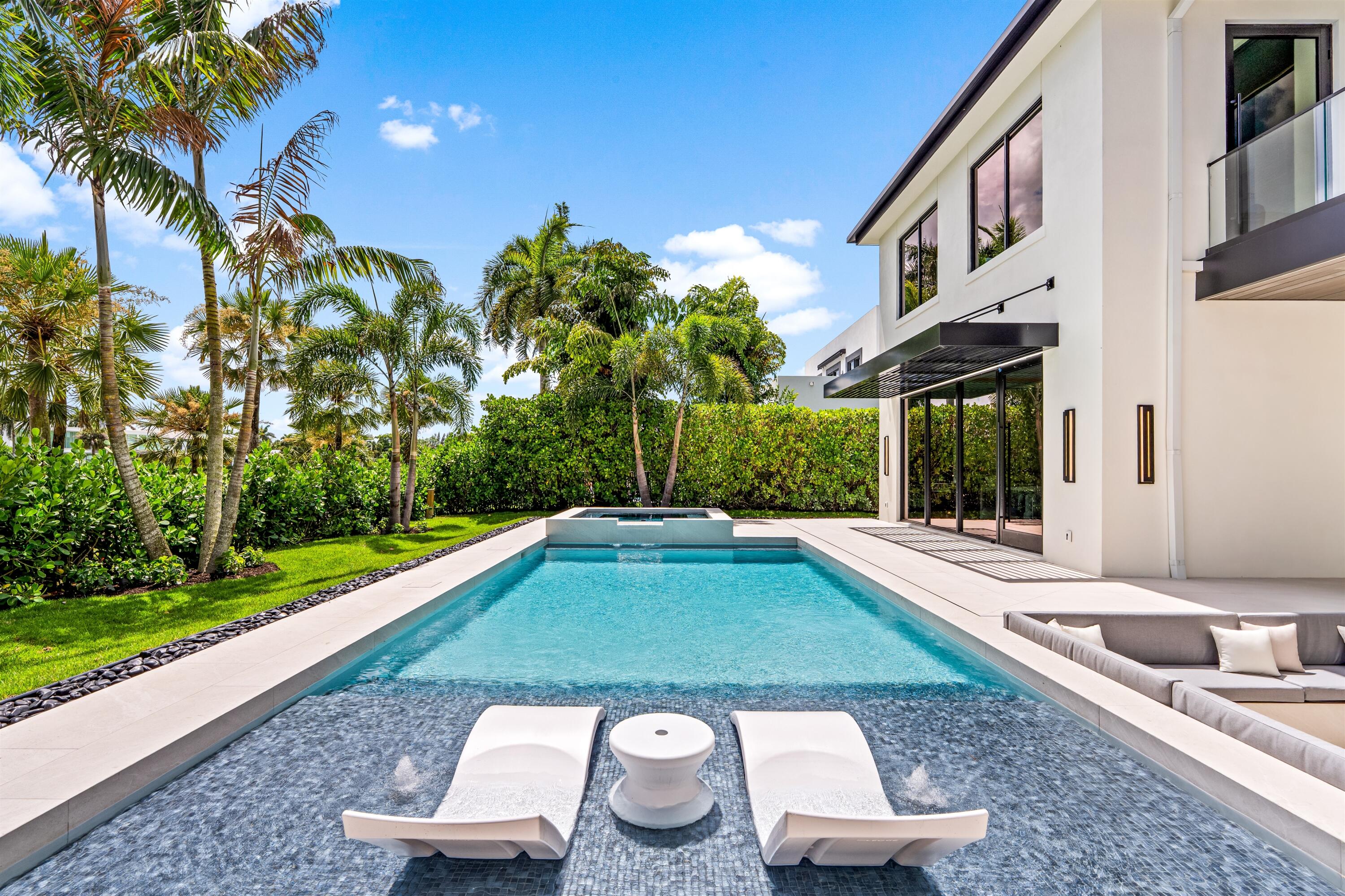 ST ANDREWS COUNTRY CLUB 5 - Residential