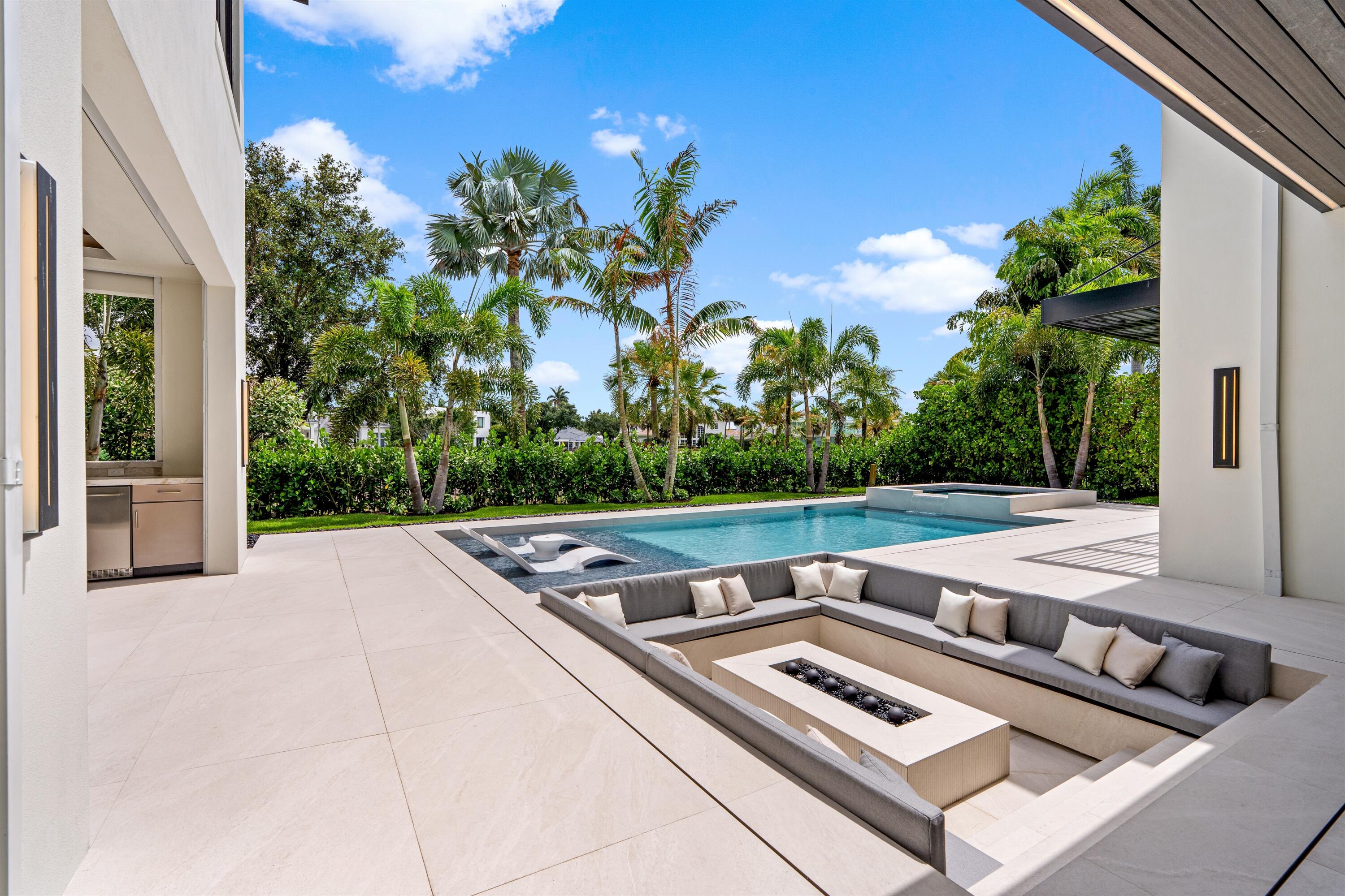 ST ANDREWS COUNTRY CLUB 5 - Residential