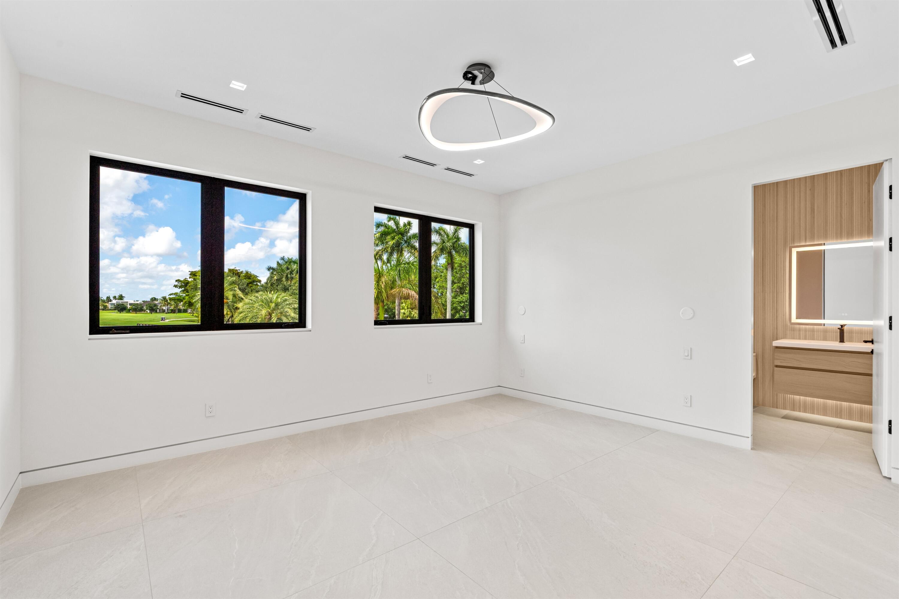 ST ANDREWS COUNTRY CLUB 5 - Residential