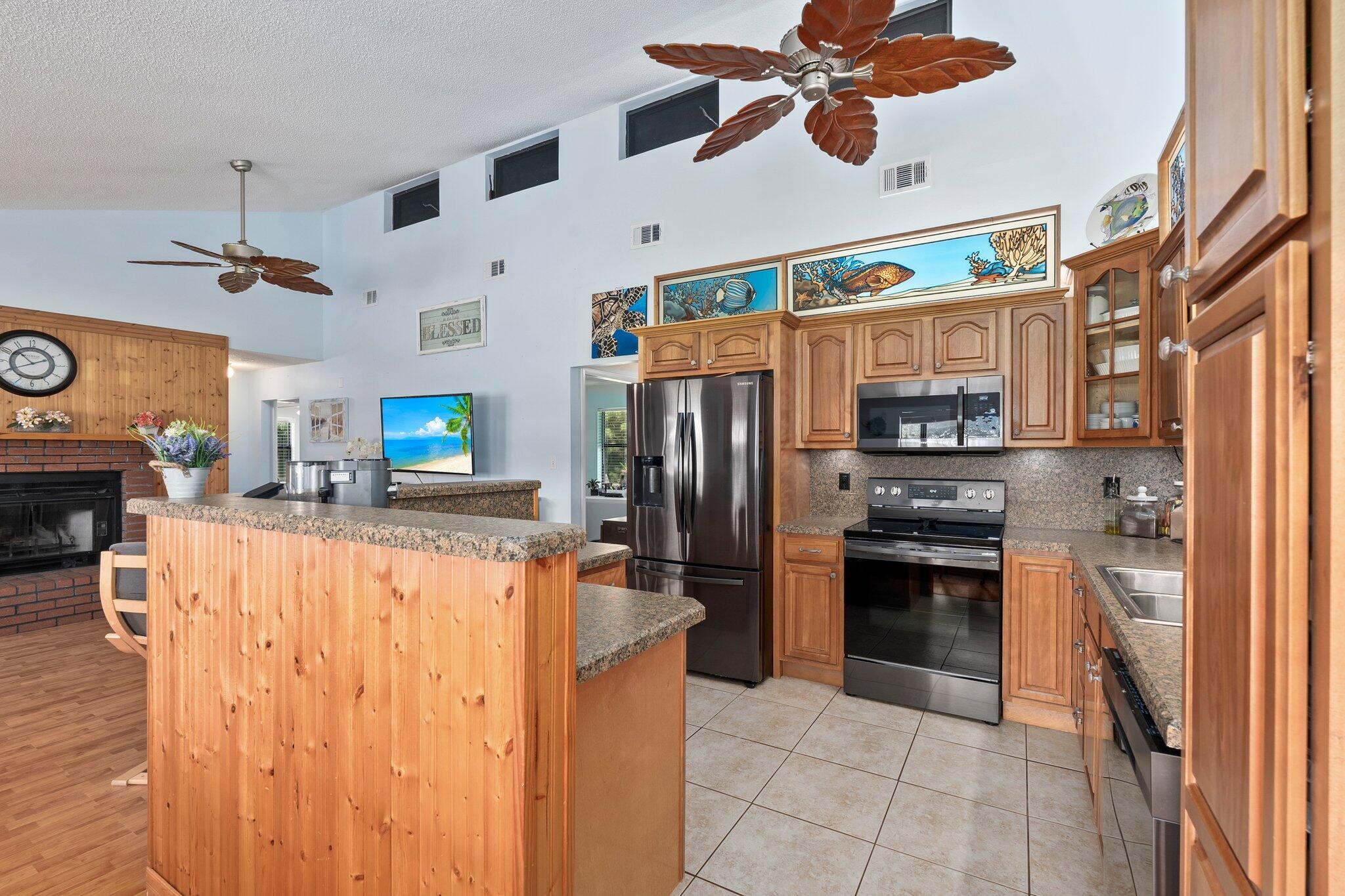 MARAVILLA HEIGHTS SUBDIVISION - Residential
