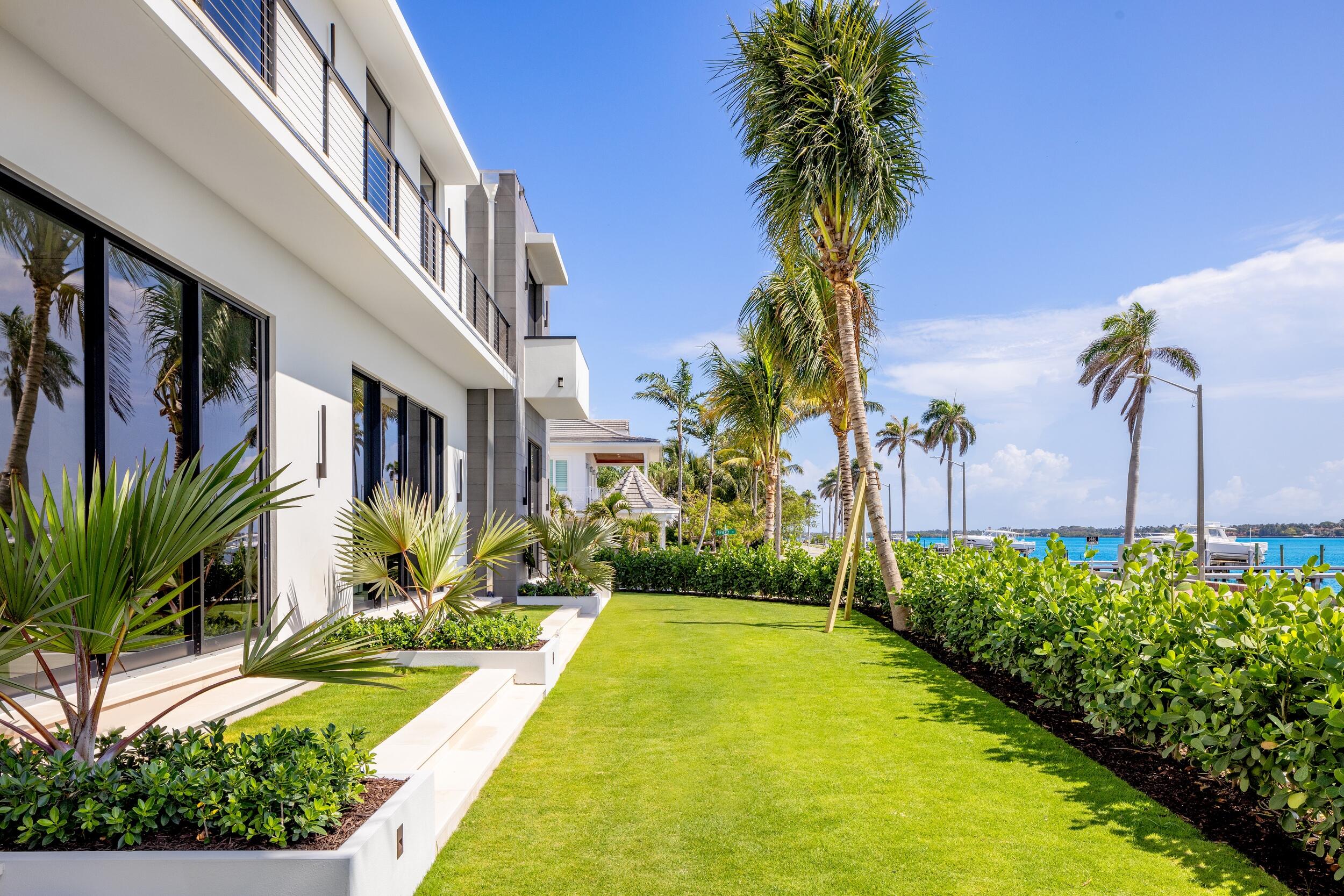 EDGEWATER REPL 1 - Residential