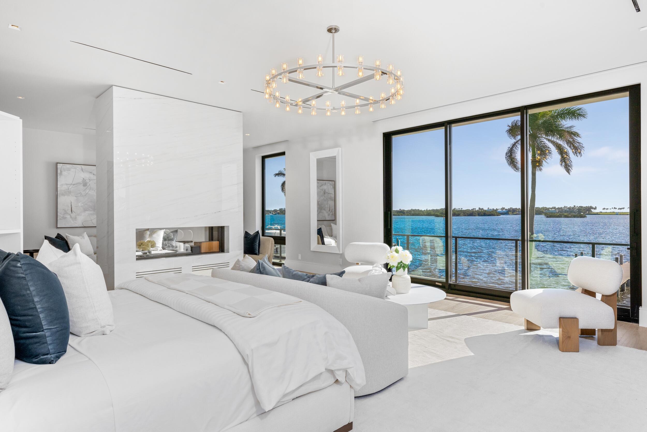 EDGEWATER REPL 1 - Residential
