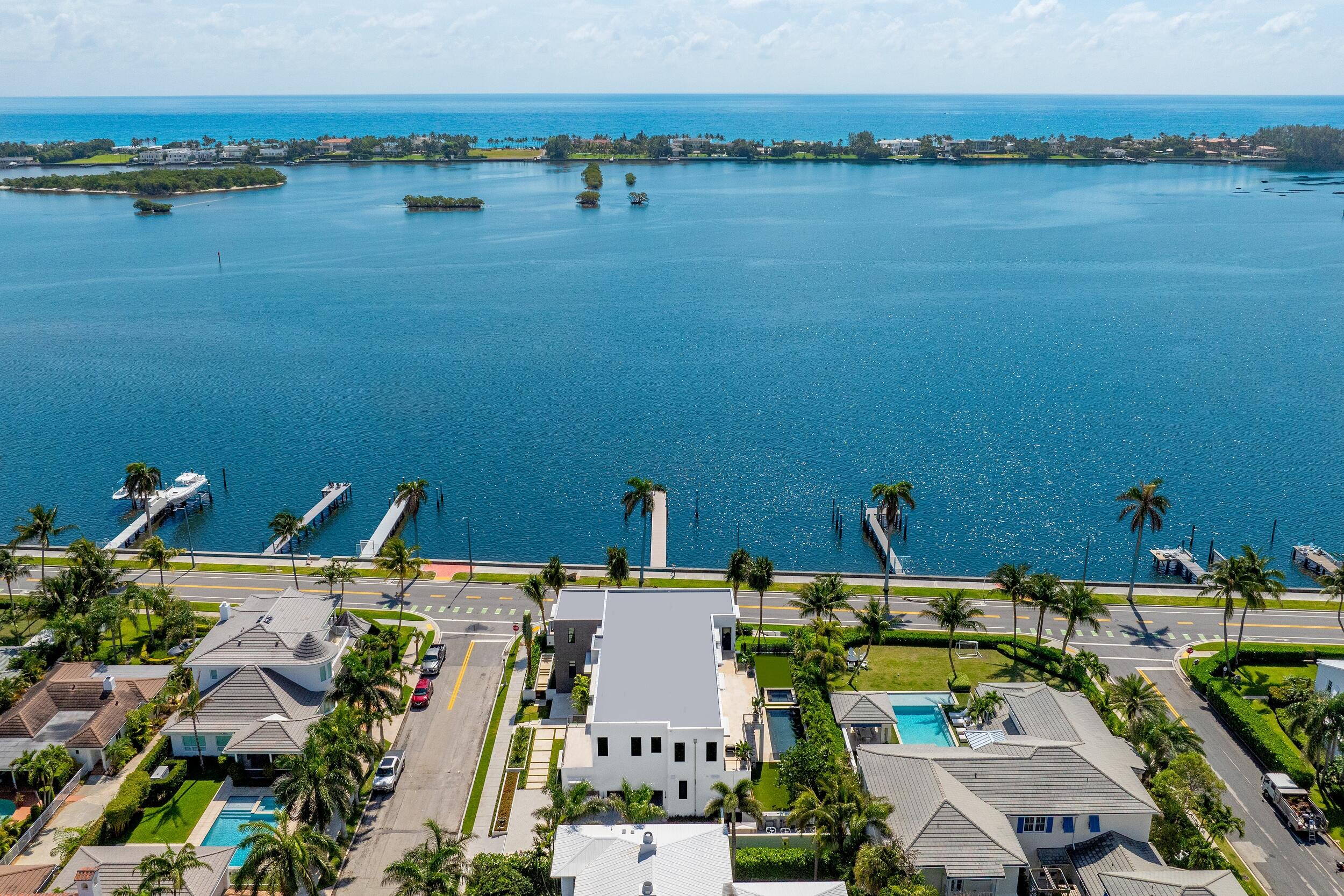 EDGEWATER REPL 1 - Residential