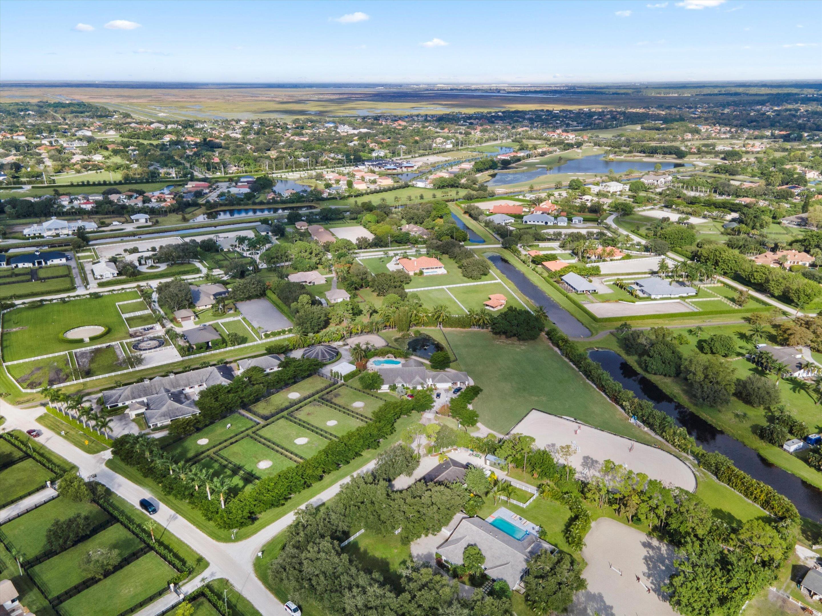 SADDLE TRAIL PARK OF WELLINGTON - Residential