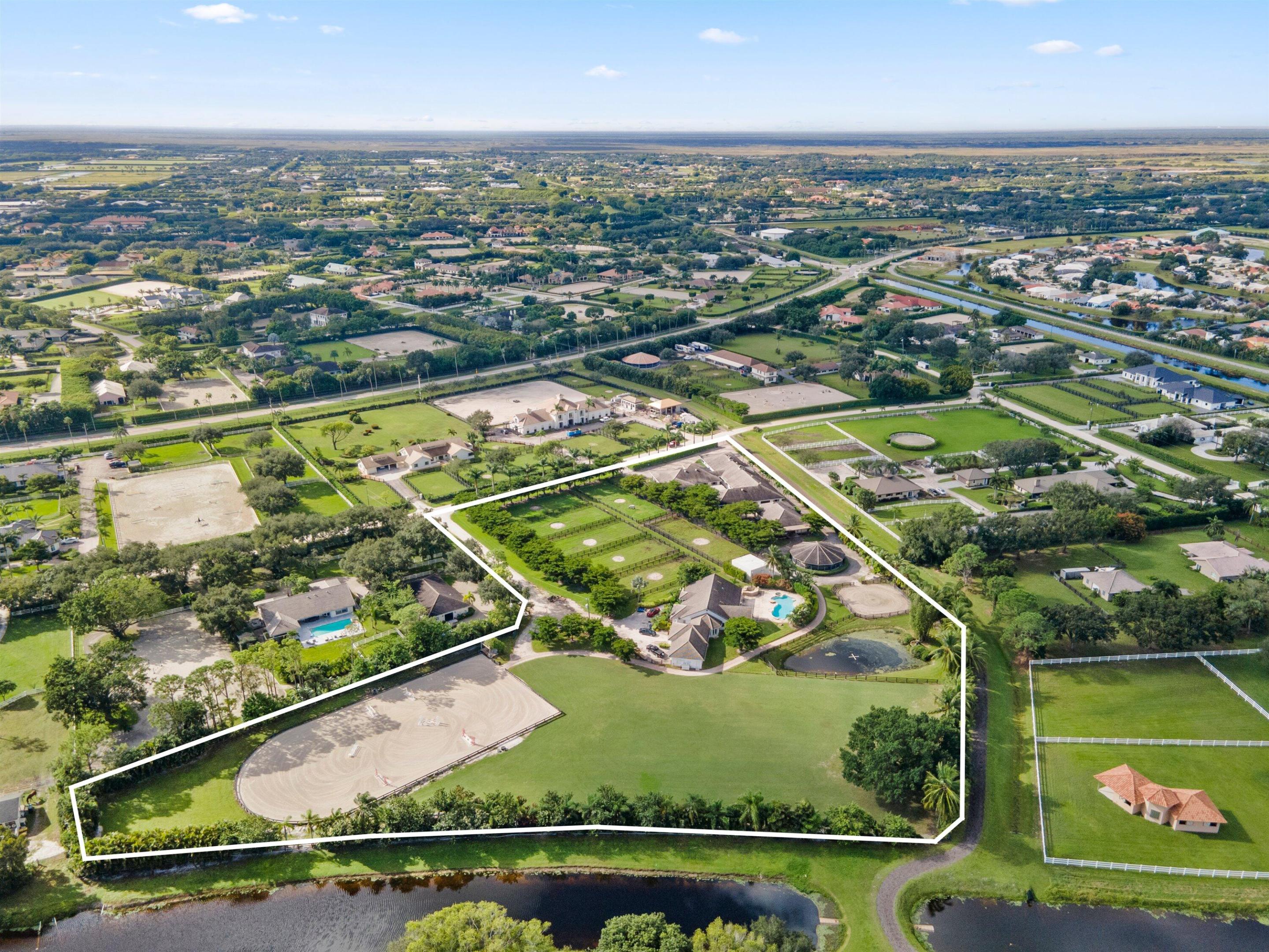 SADDLE TRAIL PARK OF WELLINGTON - Residential