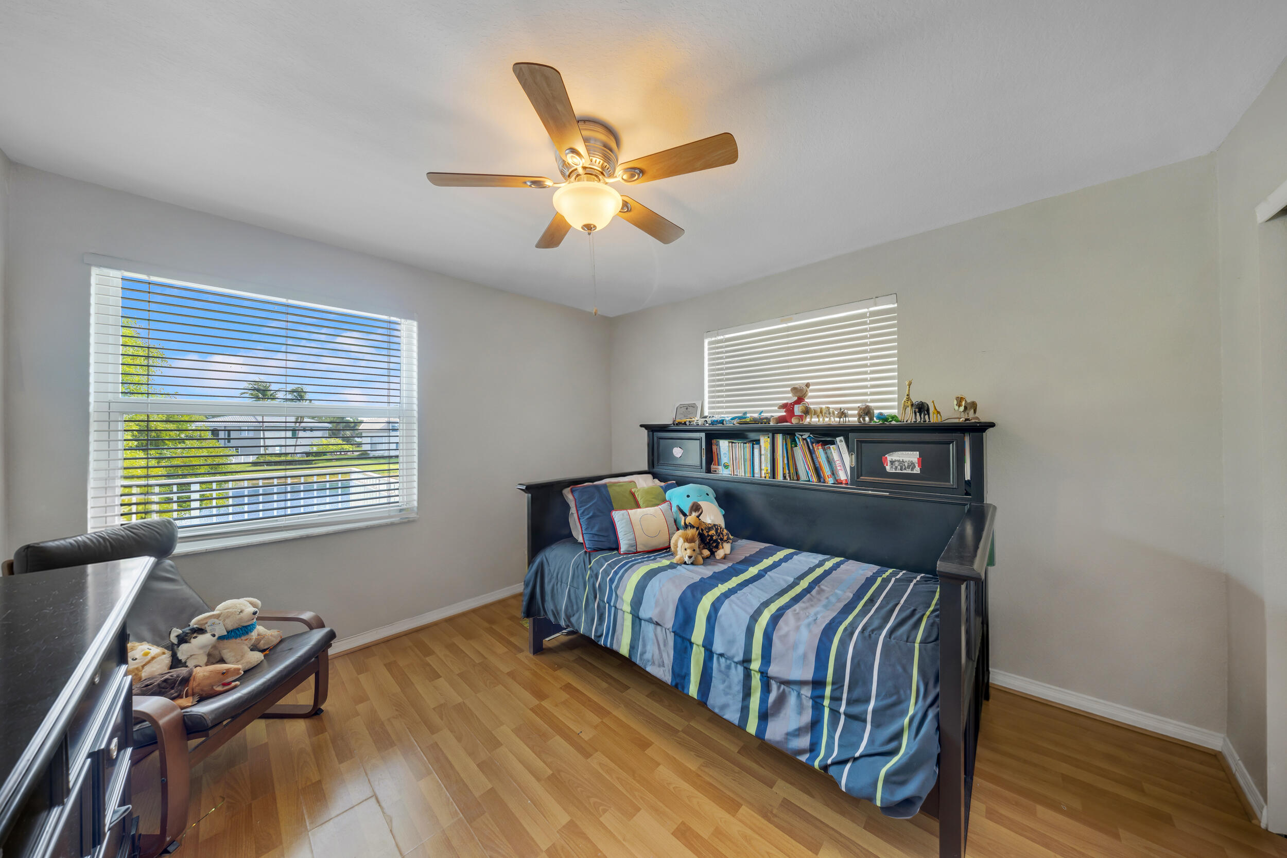 PEMBROKE ISLES 1 - Residential
