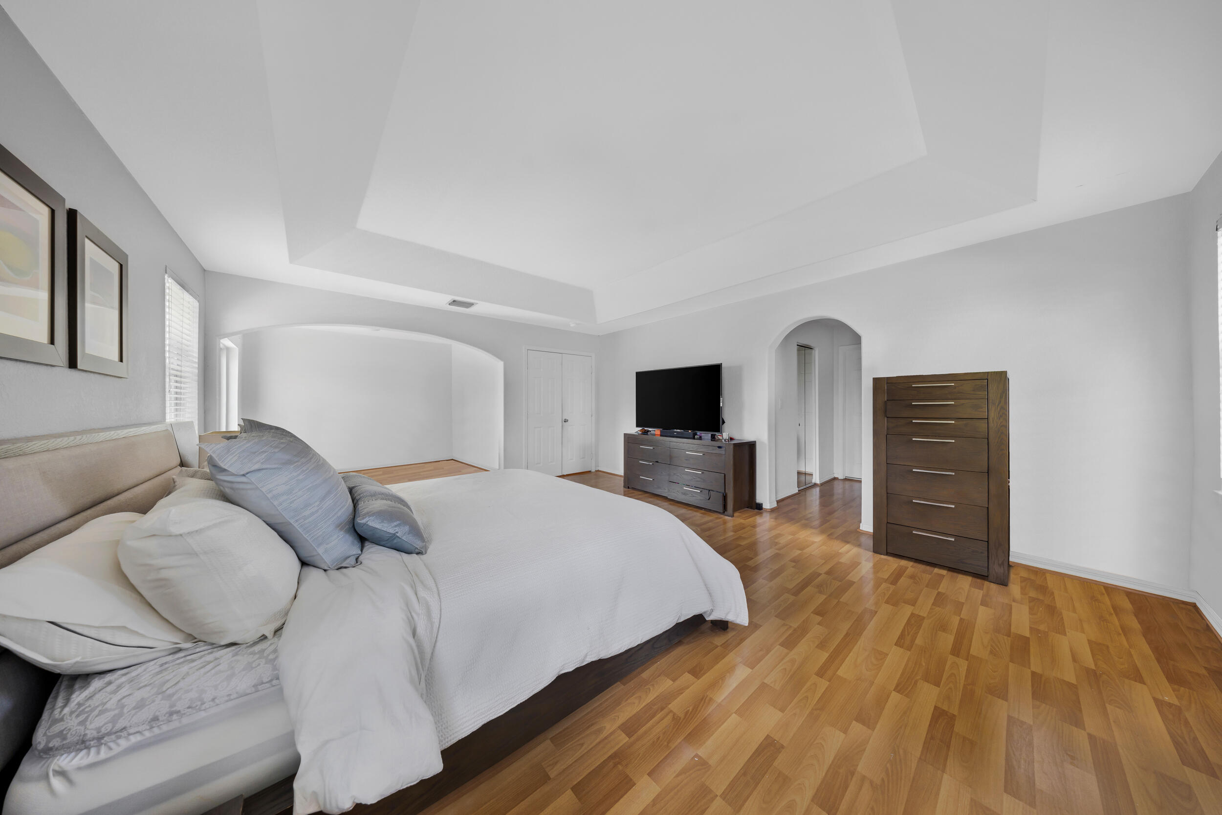 PEMBROKE ISLES 1 - Residential