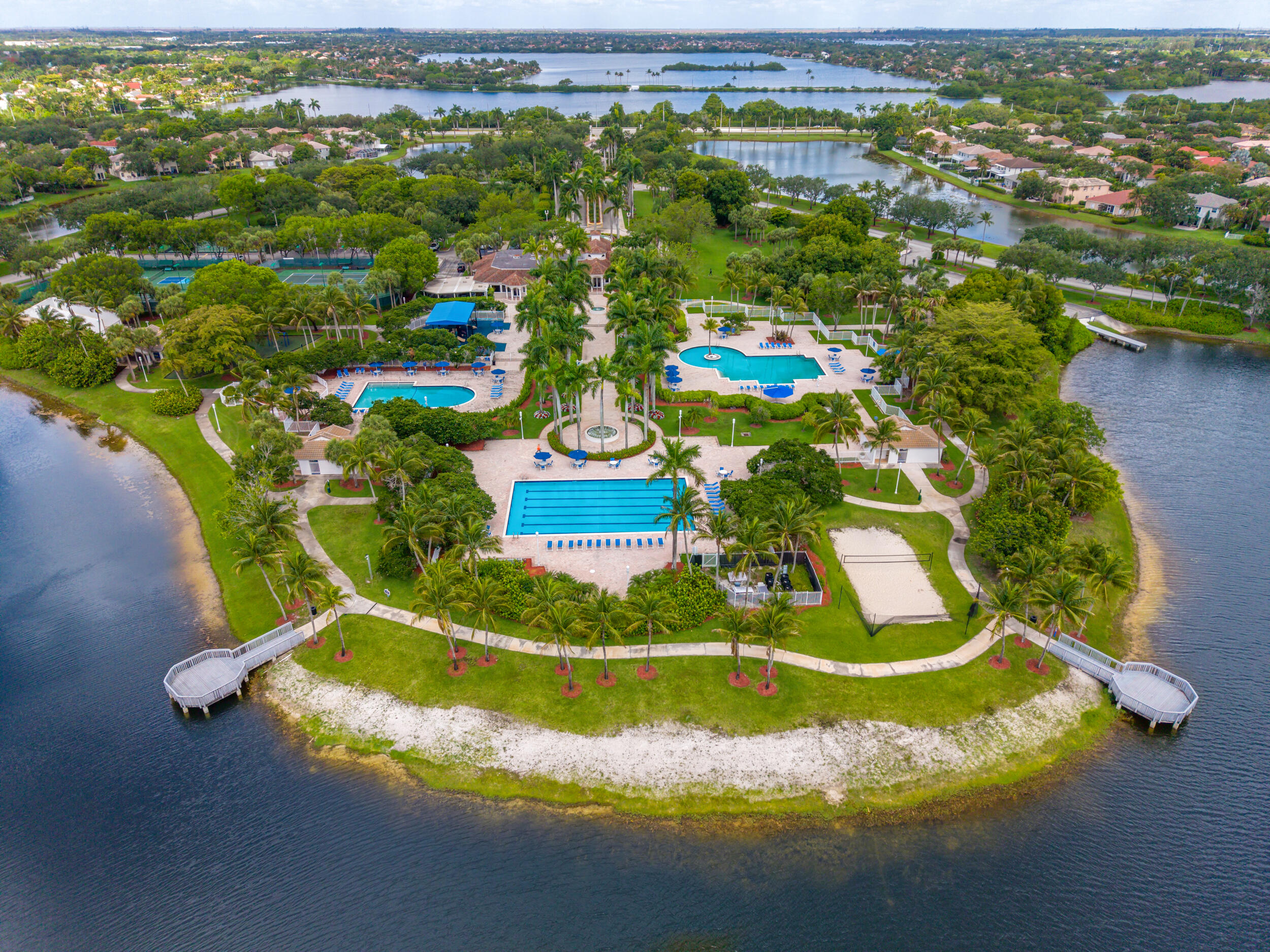 PEMBROKE ISLES 1 - Residential
