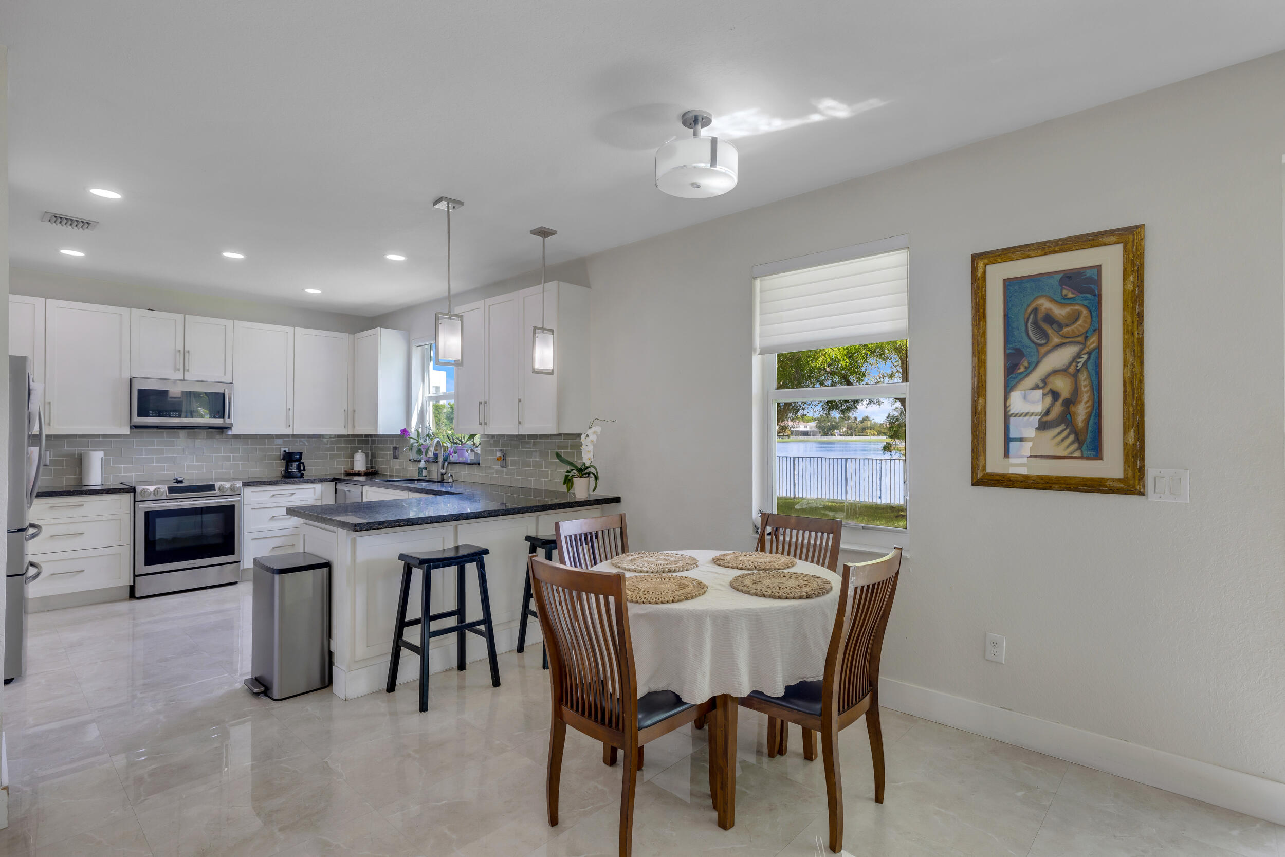 PEMBROKE ISLES 1 - Residential