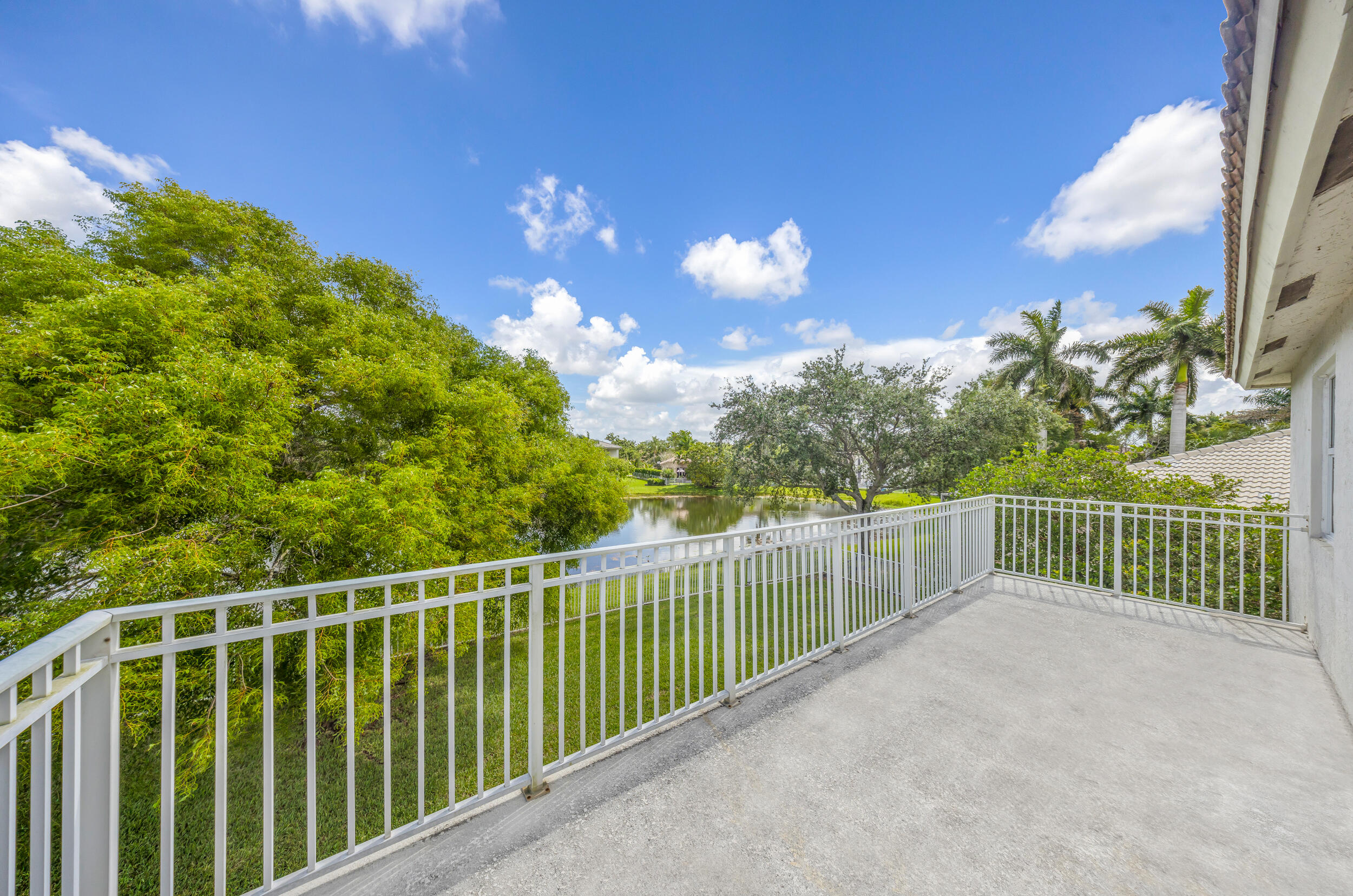 PEMBROKE ISLES 1 - Residential