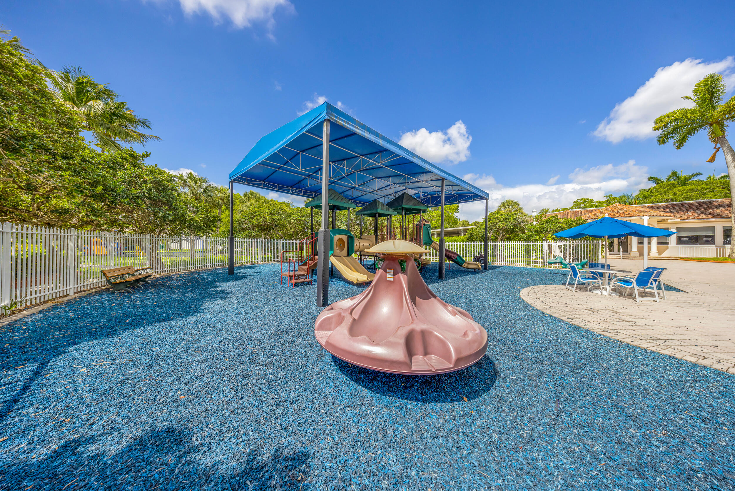 PEMBROKE ISLES 1 - Residential
