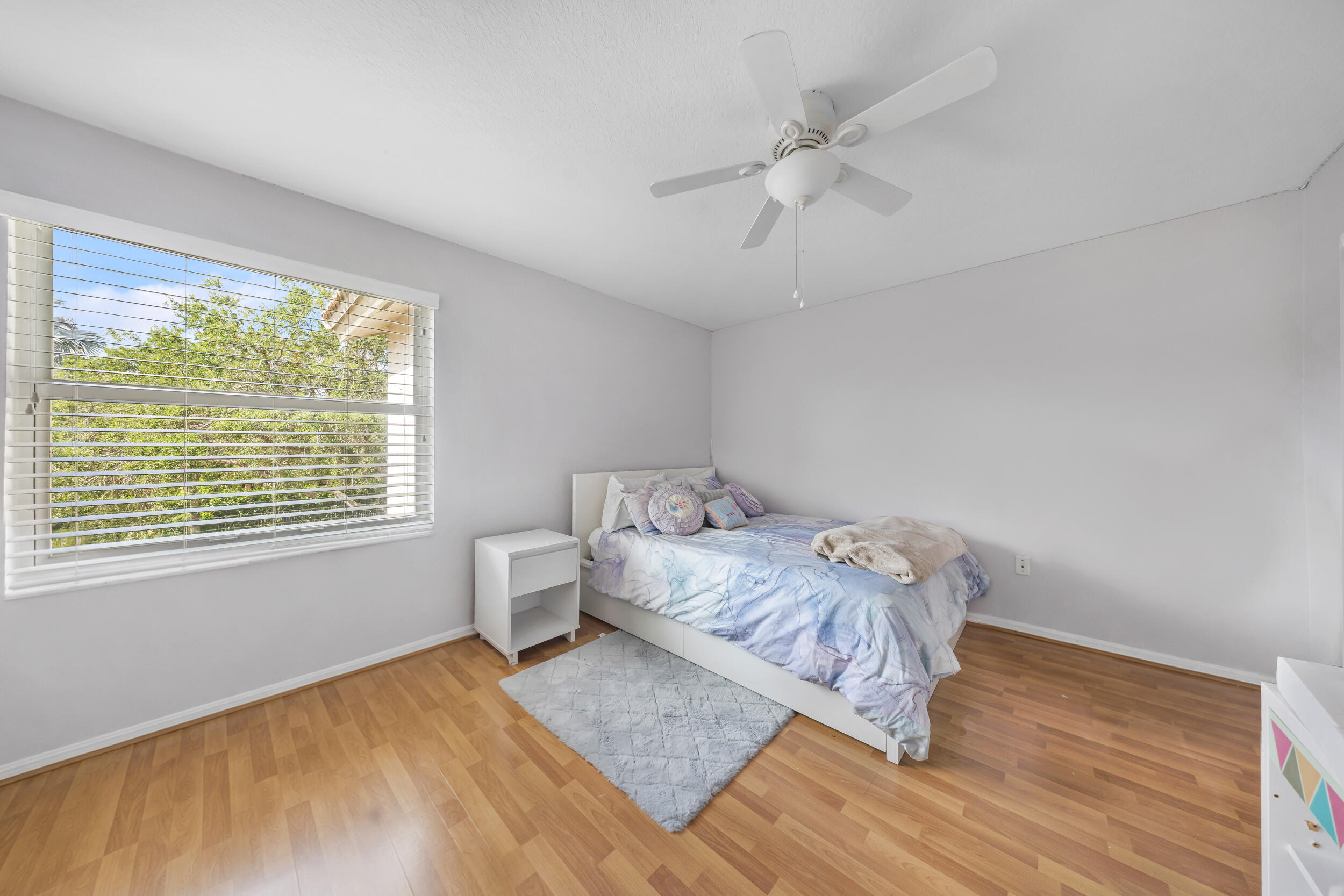 PEMBROKE ISLES 1 - Residential